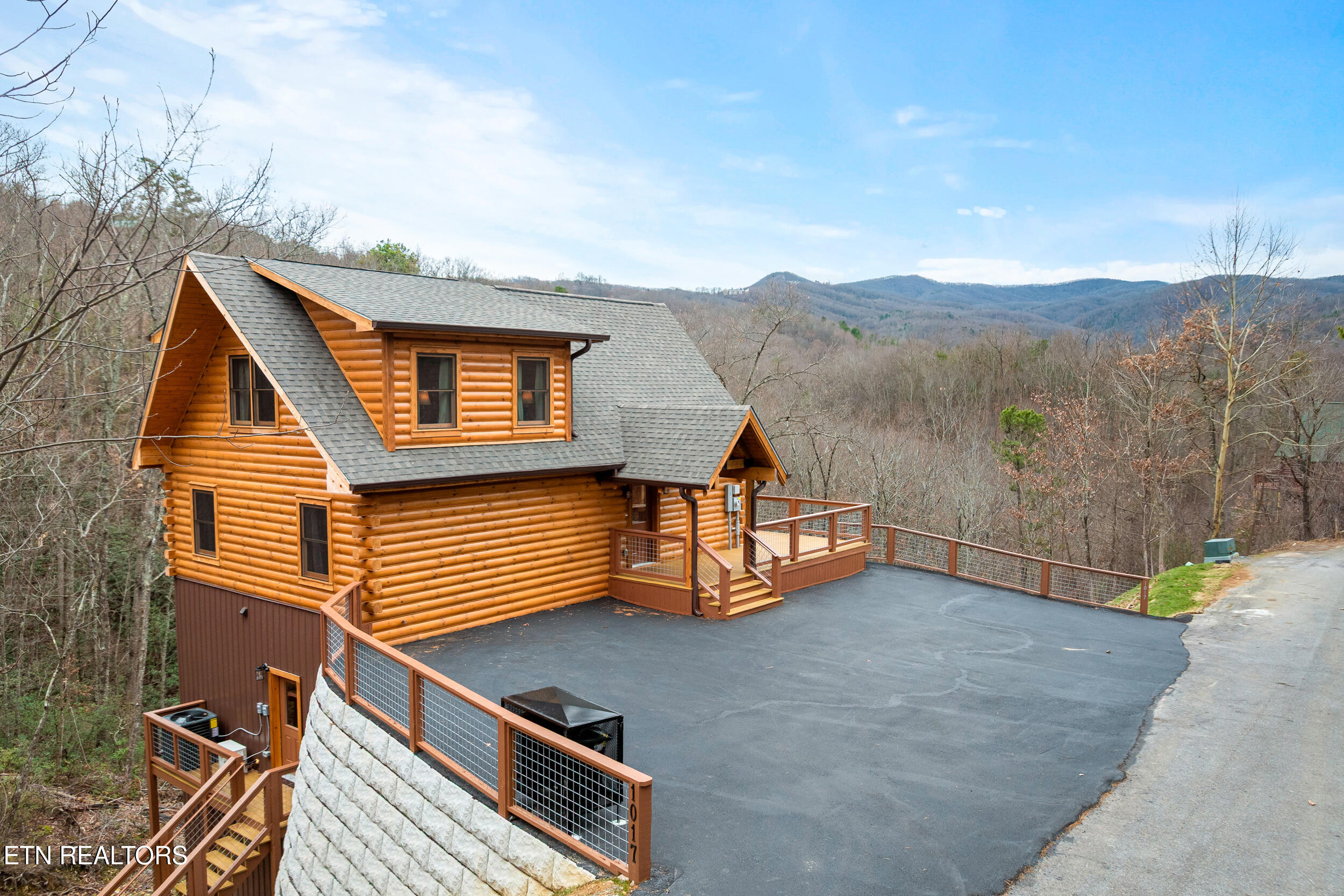 1017 Street Of Dreams Gatlinburg TN 37738