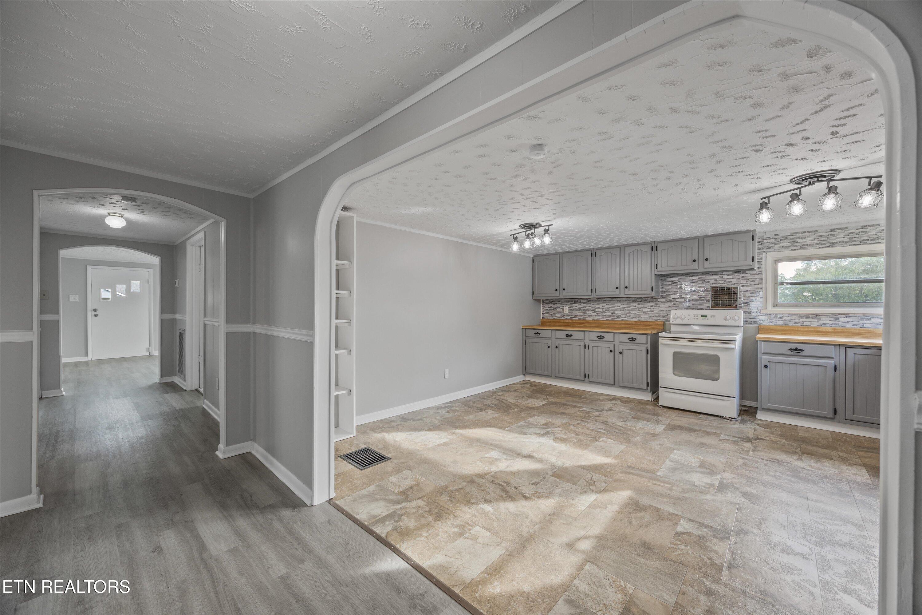 826 Sidebrook Avenue Knoxville TN 37921