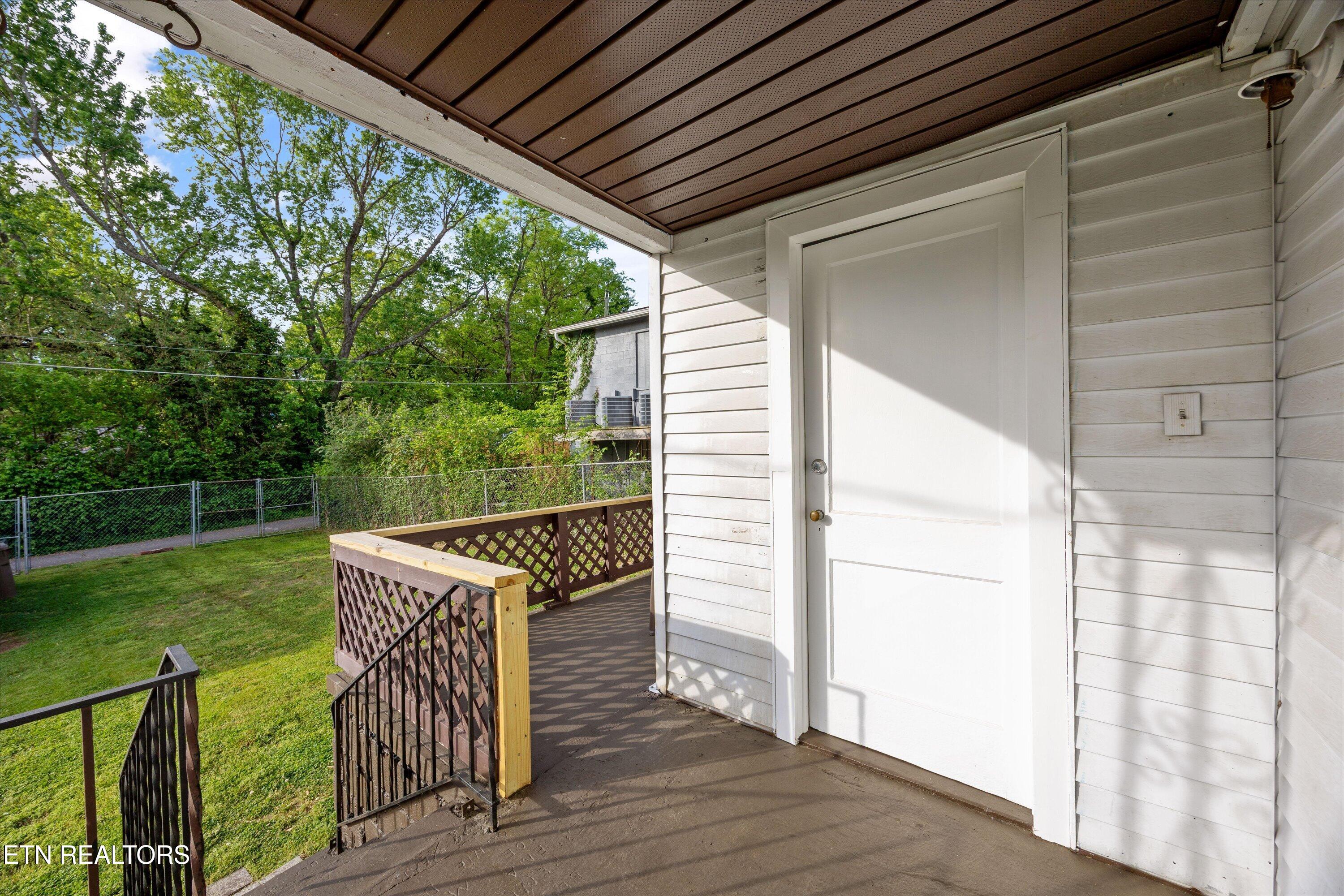 826 Sidebrook Avenue Knoxville TN 37921