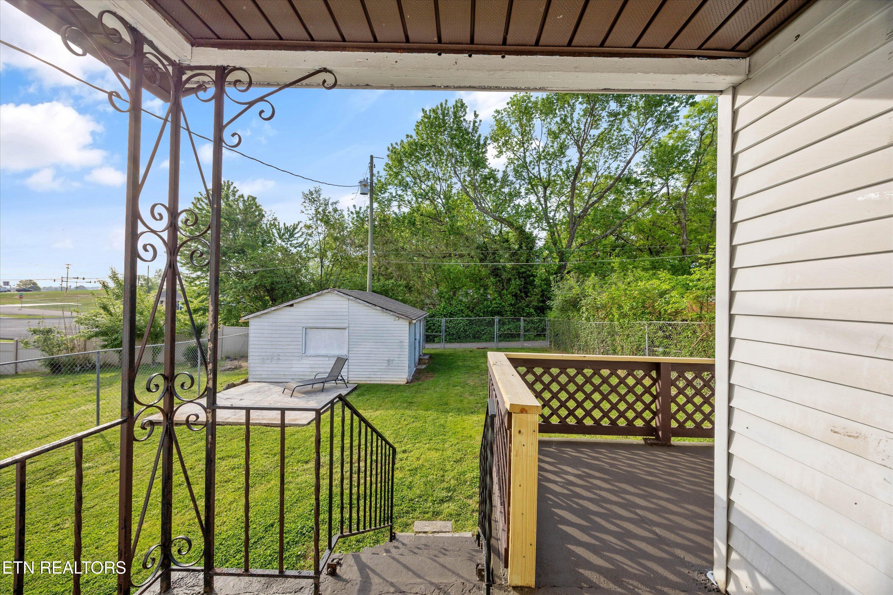 826 Sidebrook Avenue Knoxville TN 37921