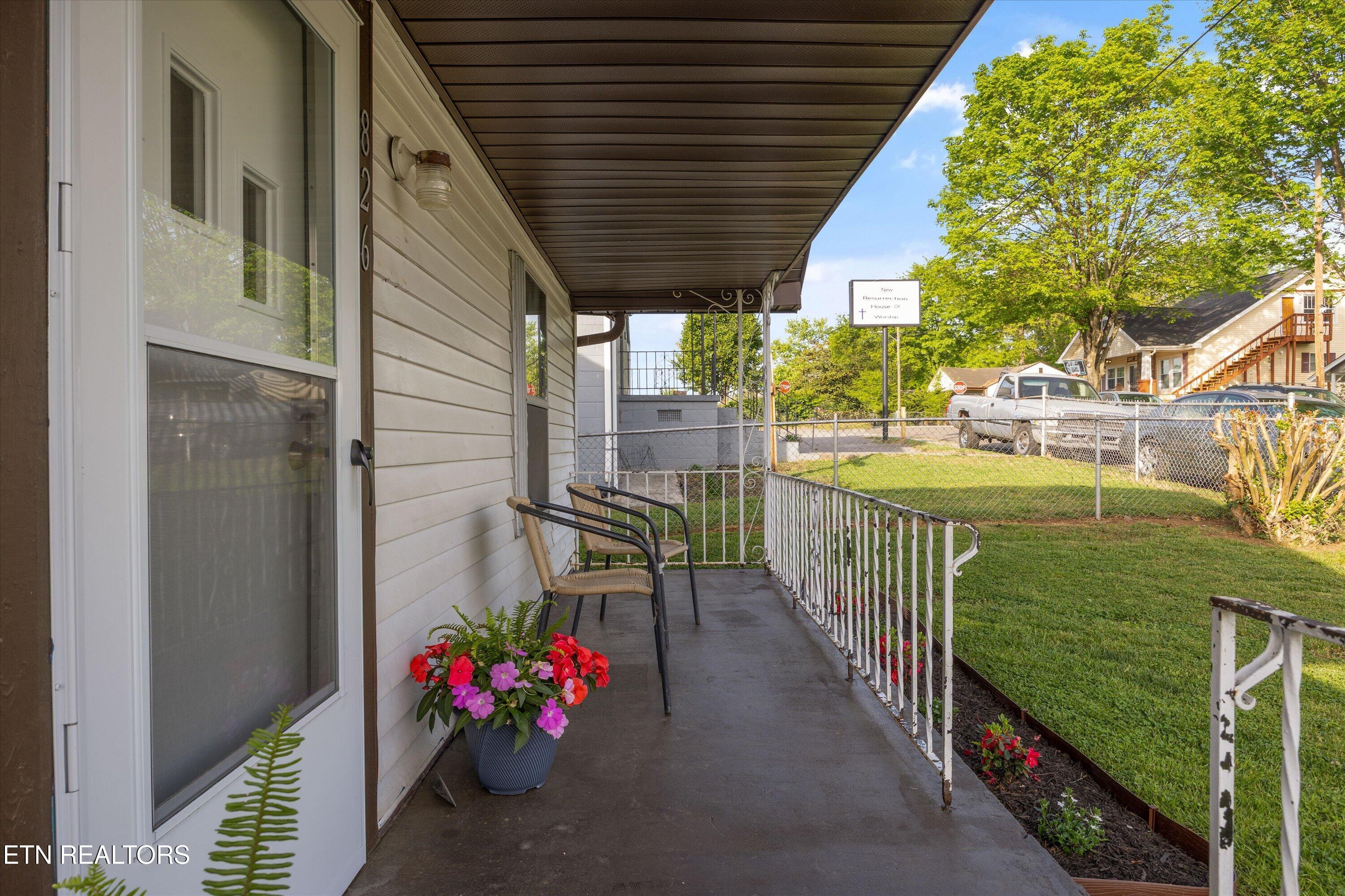 826 Sidebrook Avenue Knoxville TN 37921