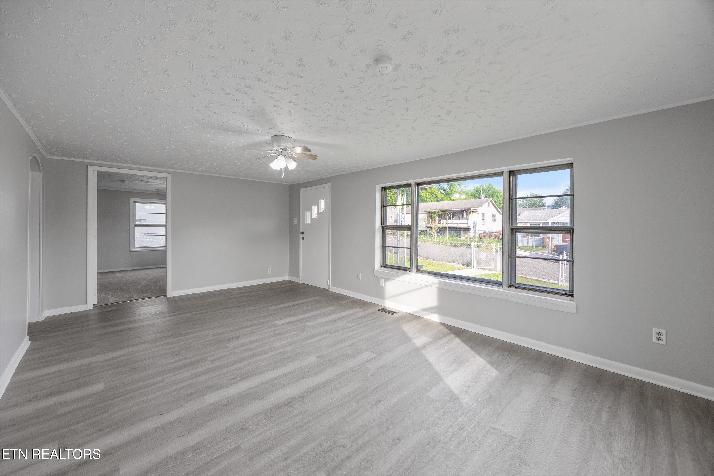 826 Sidebrook Avenue Knoxville TN 37921