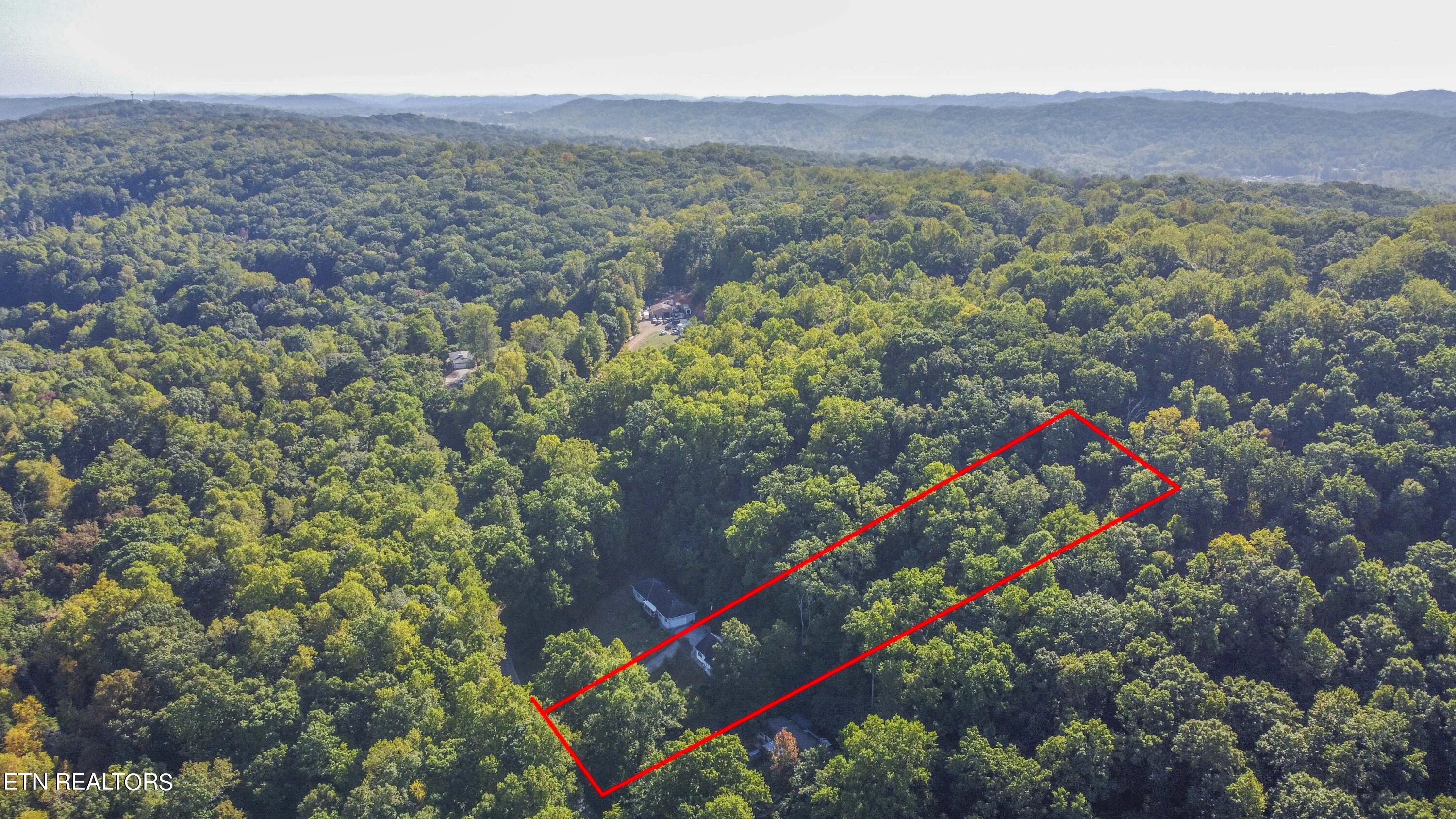 689 Mahoney Road Oliver Springs TN 37840