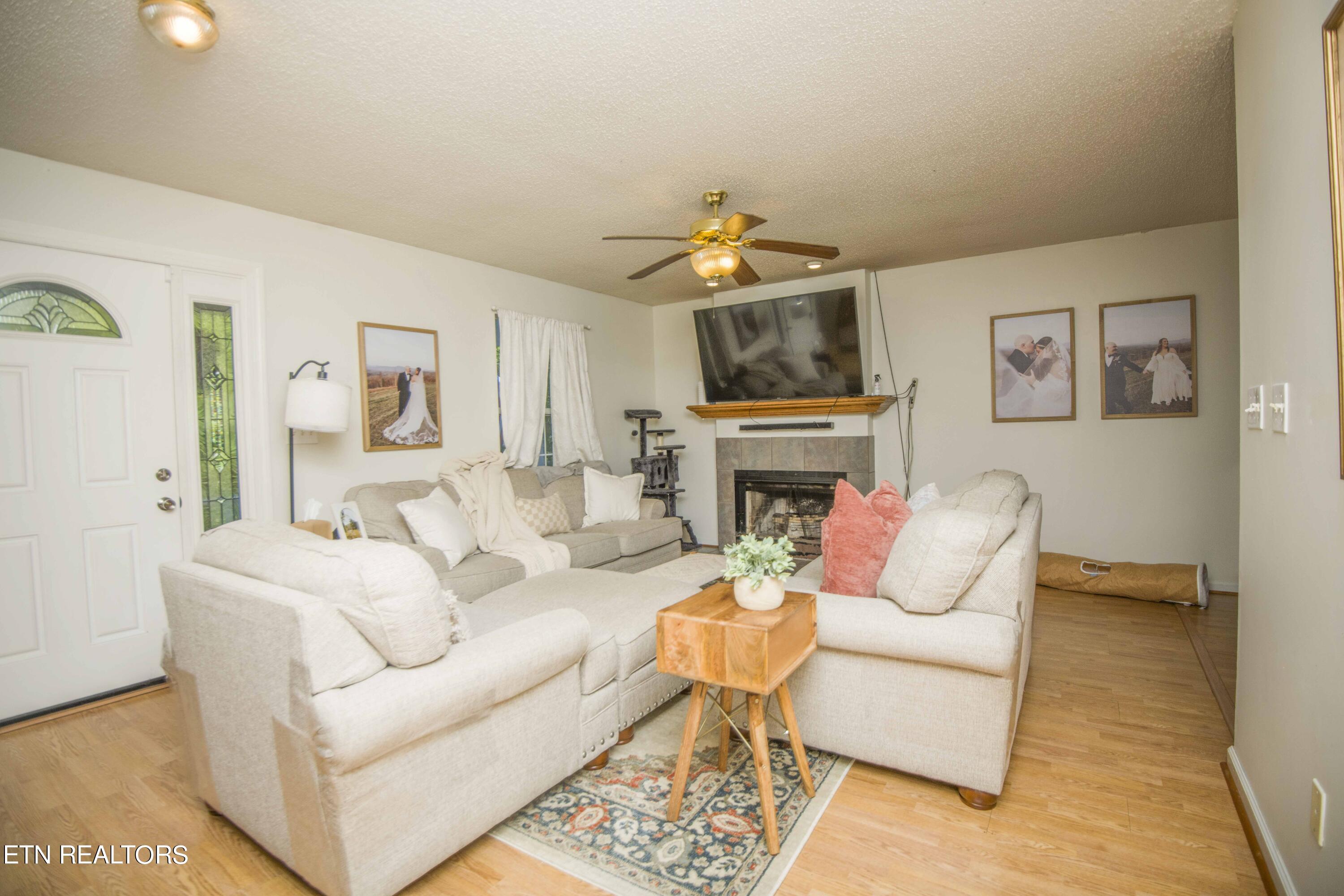 689 Mahoney Road Oliver Springs TN 37840