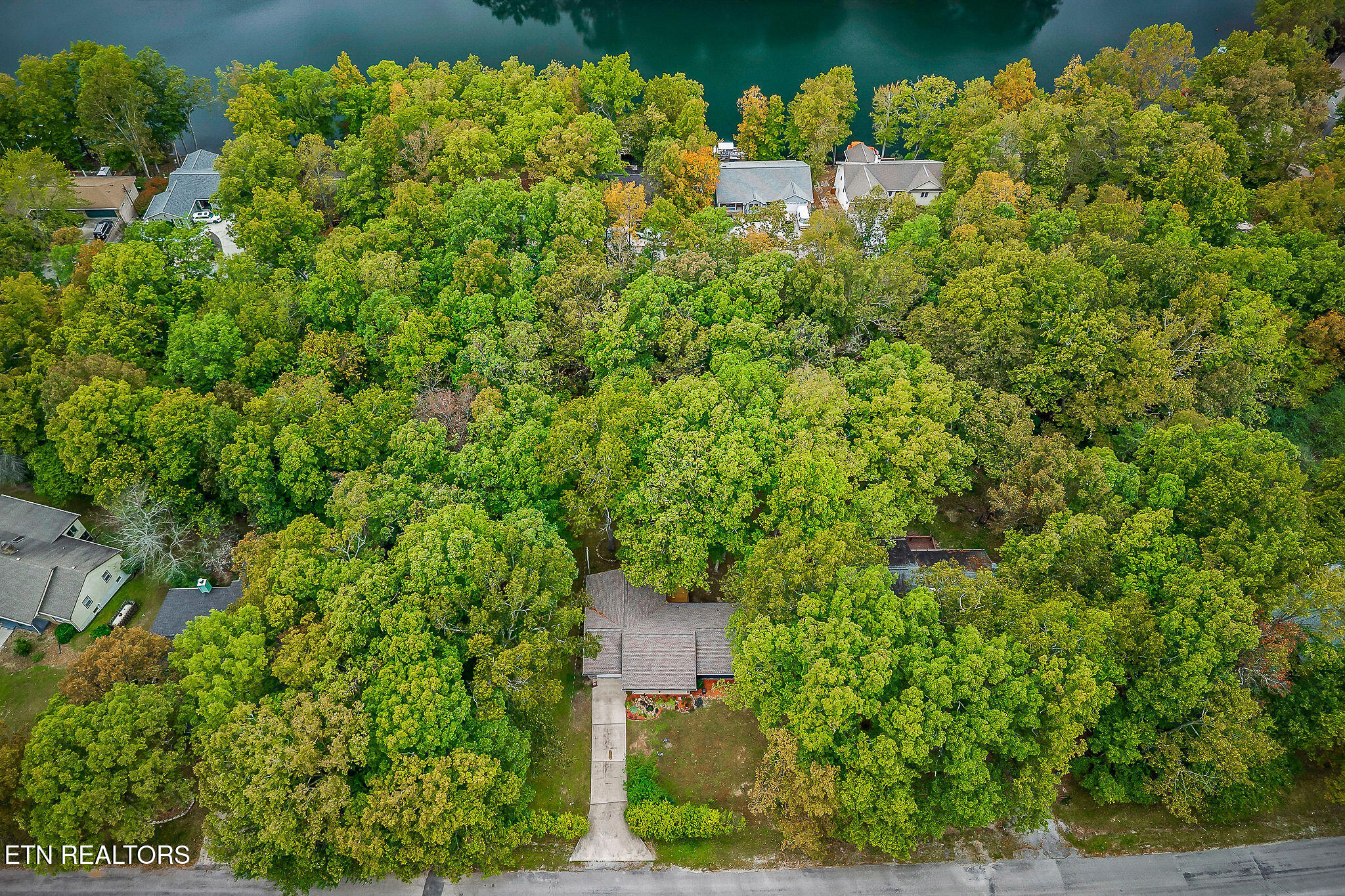 155 Lakeshire Drive Crossville TN 38558