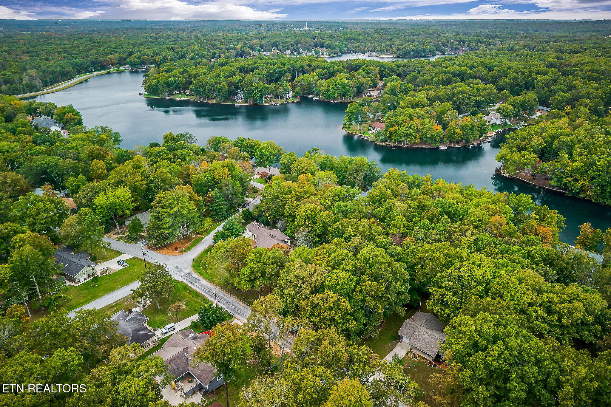 155 Lakeshire Drive Crossville TN 38558