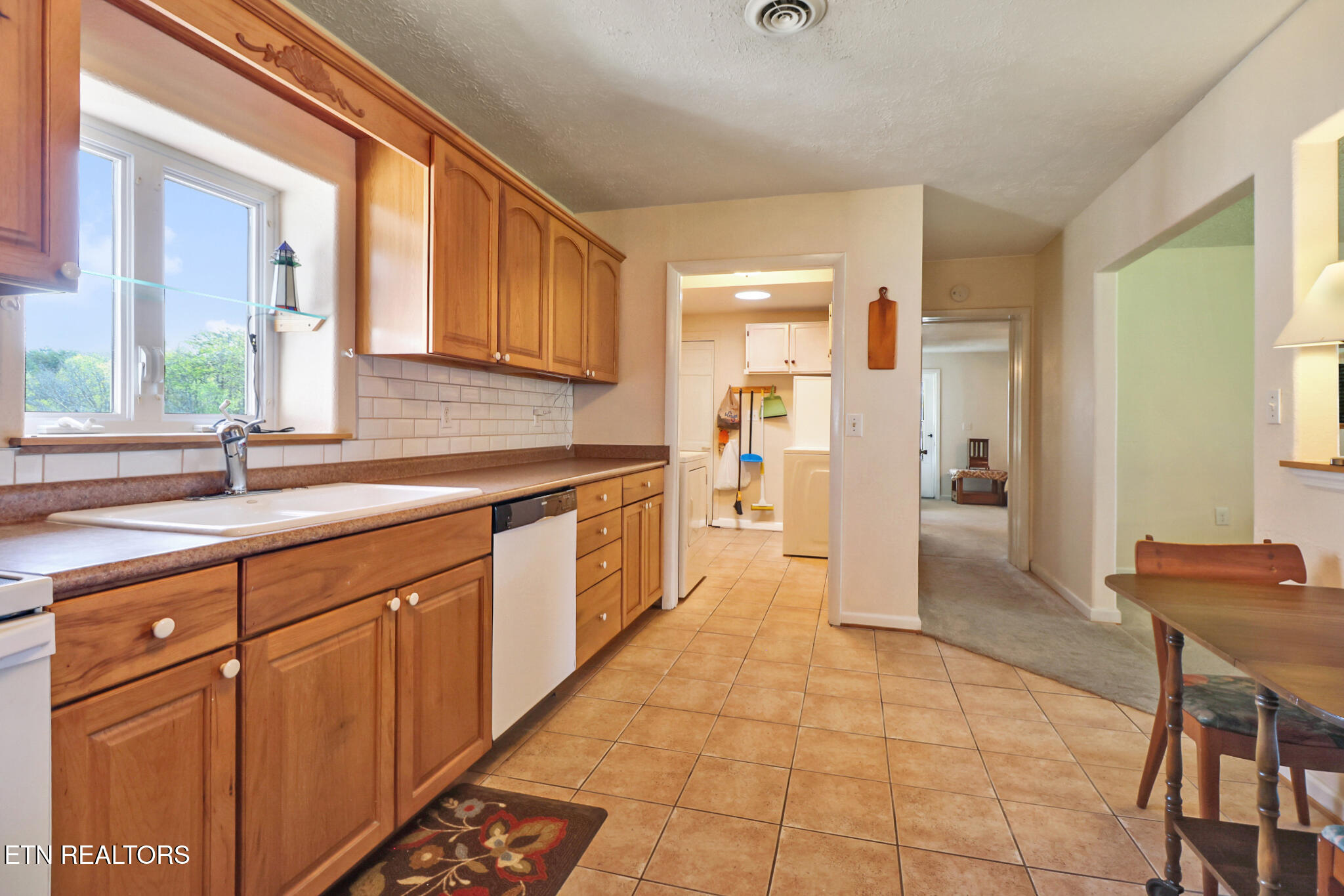 98 Drew Howard Road Crossville TN 38558