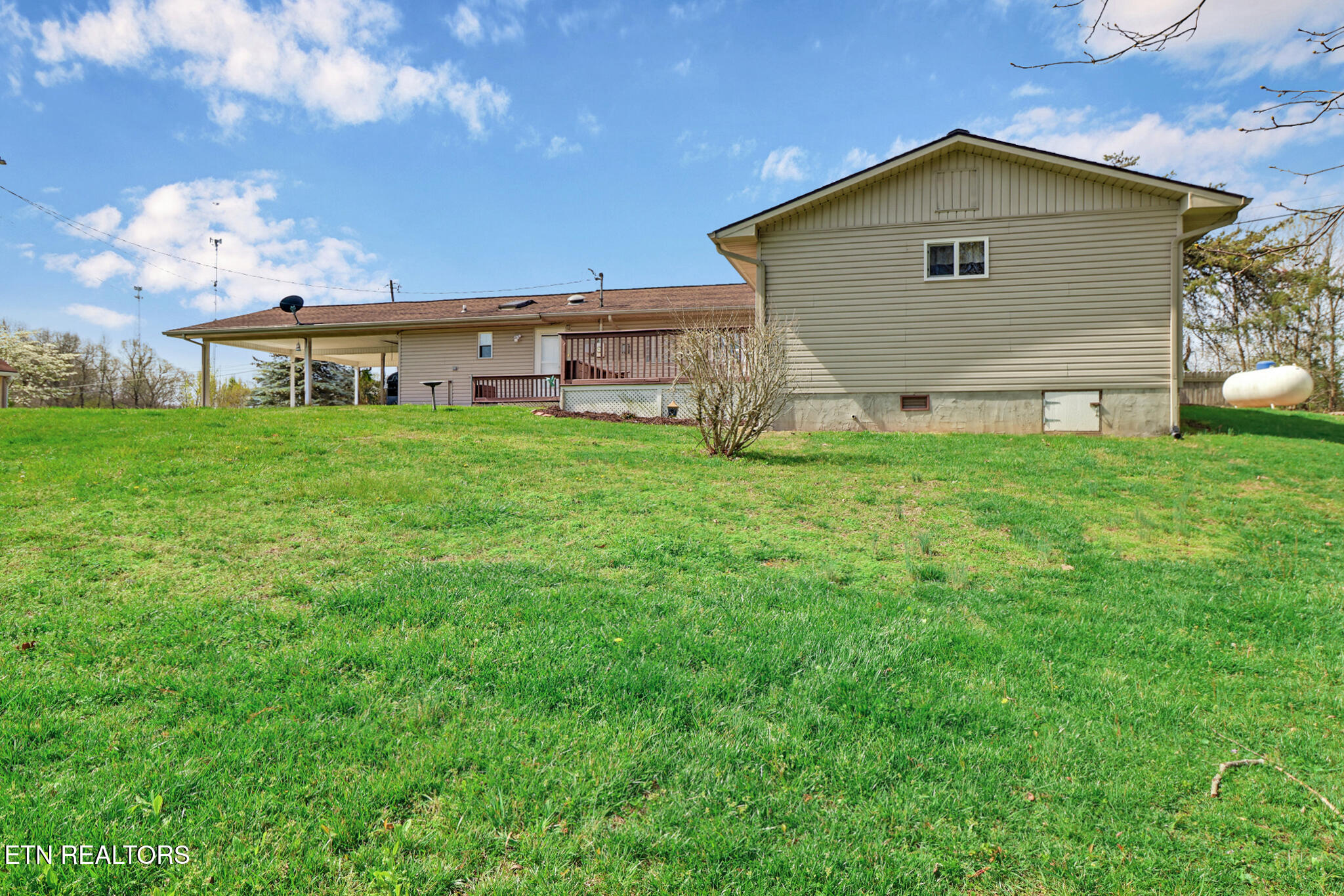 98 Drew Howard Road Crossville TN 38558