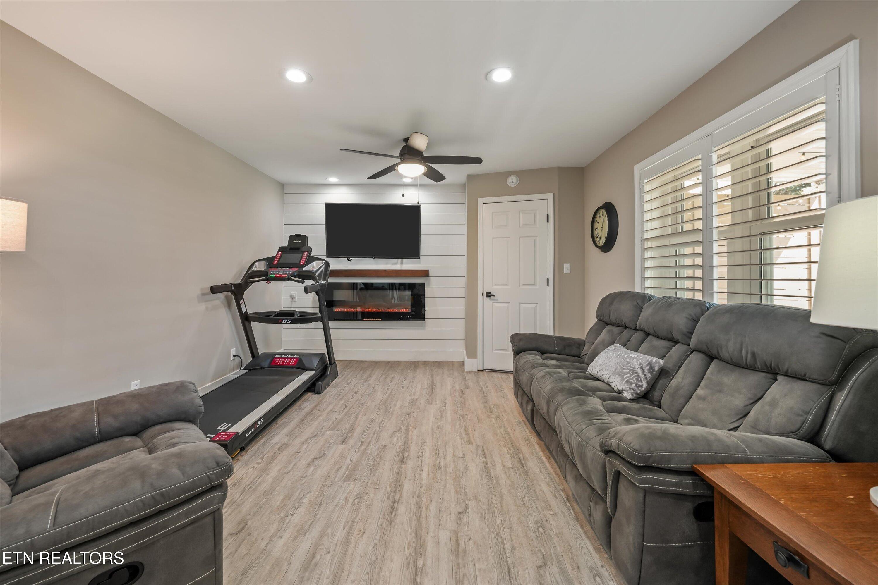 12820 Peach View Drive Knoxville TN 37922