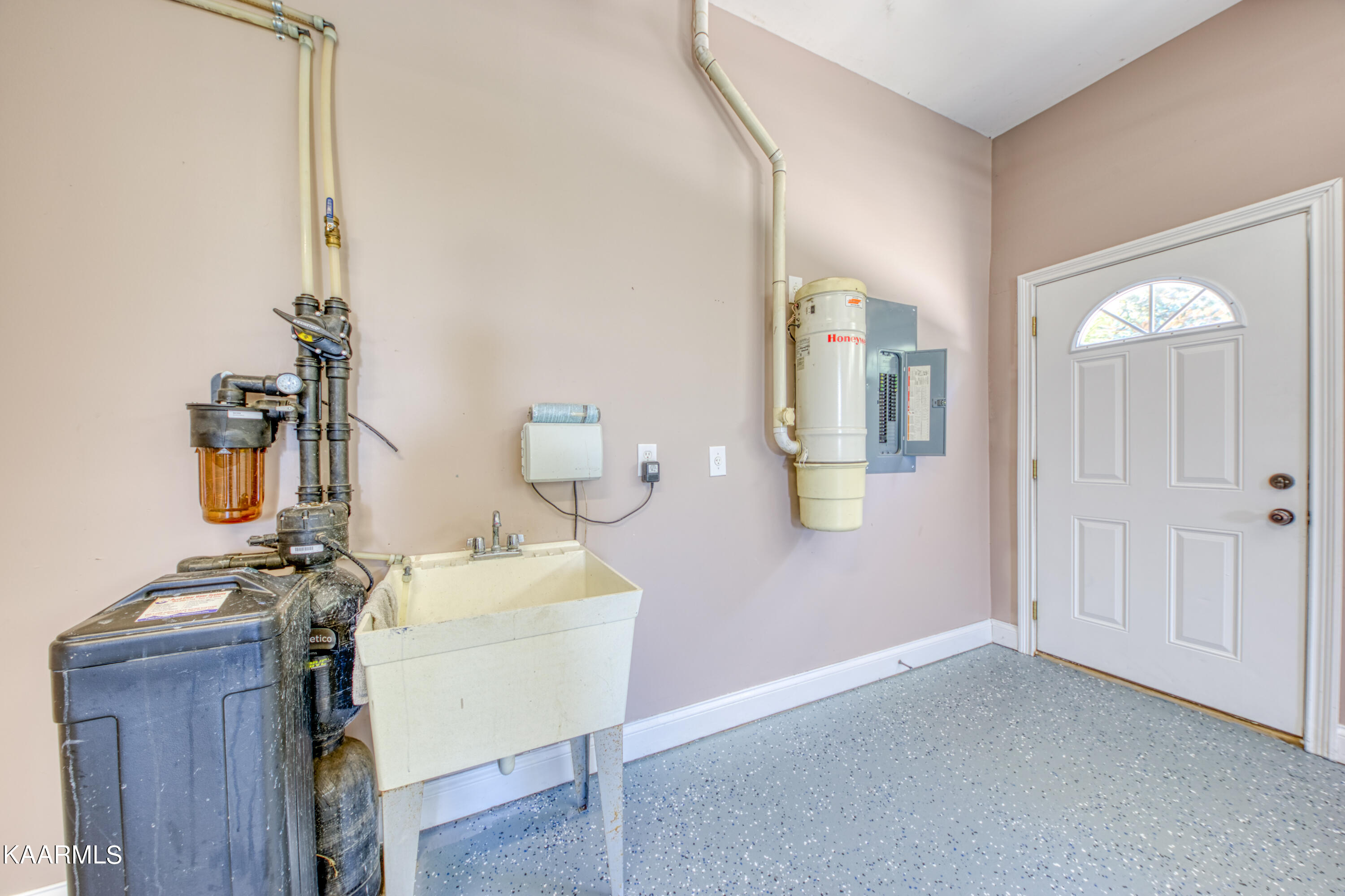 223 Spring Water Lane Knoxville TN 37934
