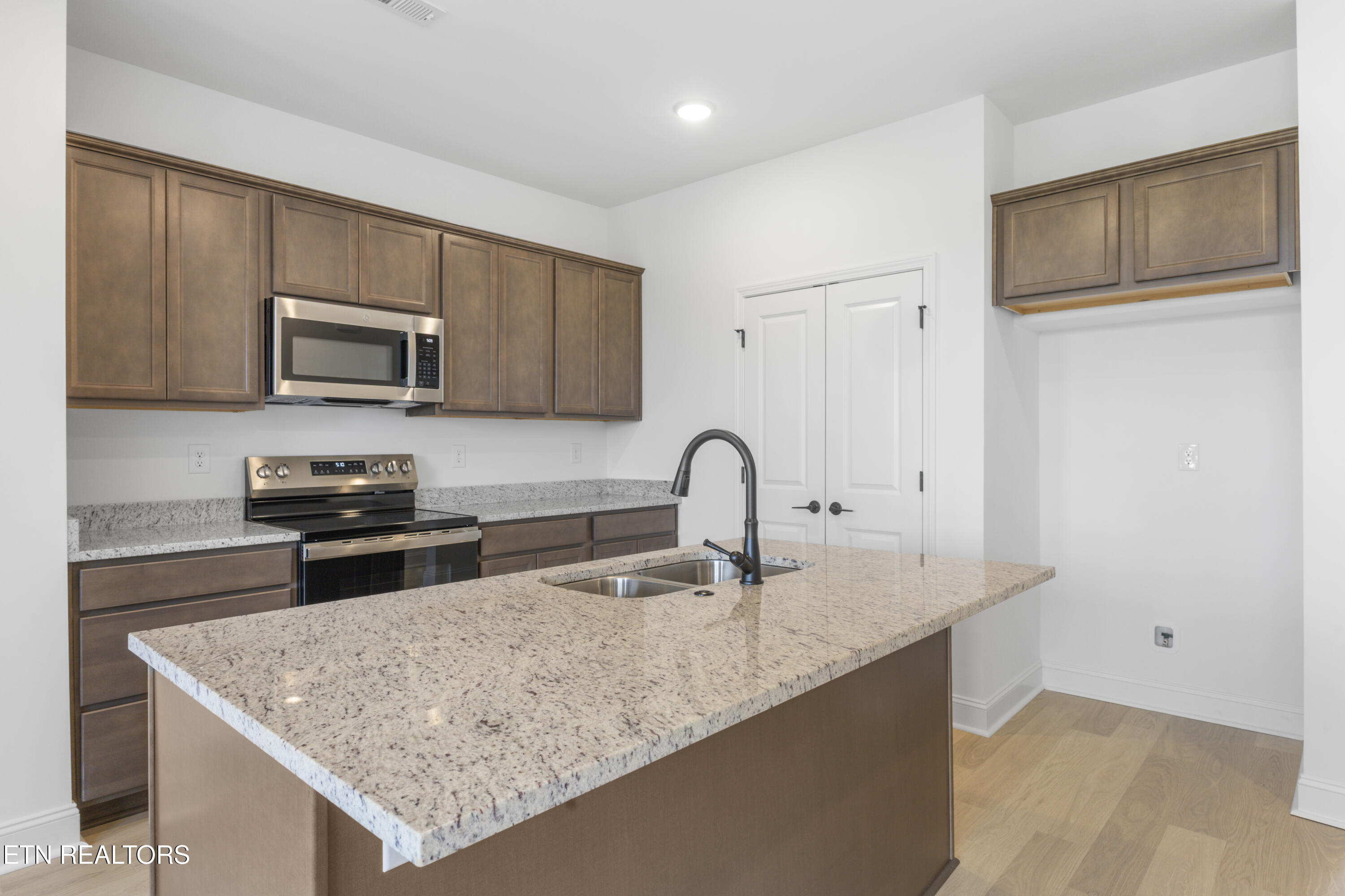 8706 Chapman Trace Way Knoxville TN 37920