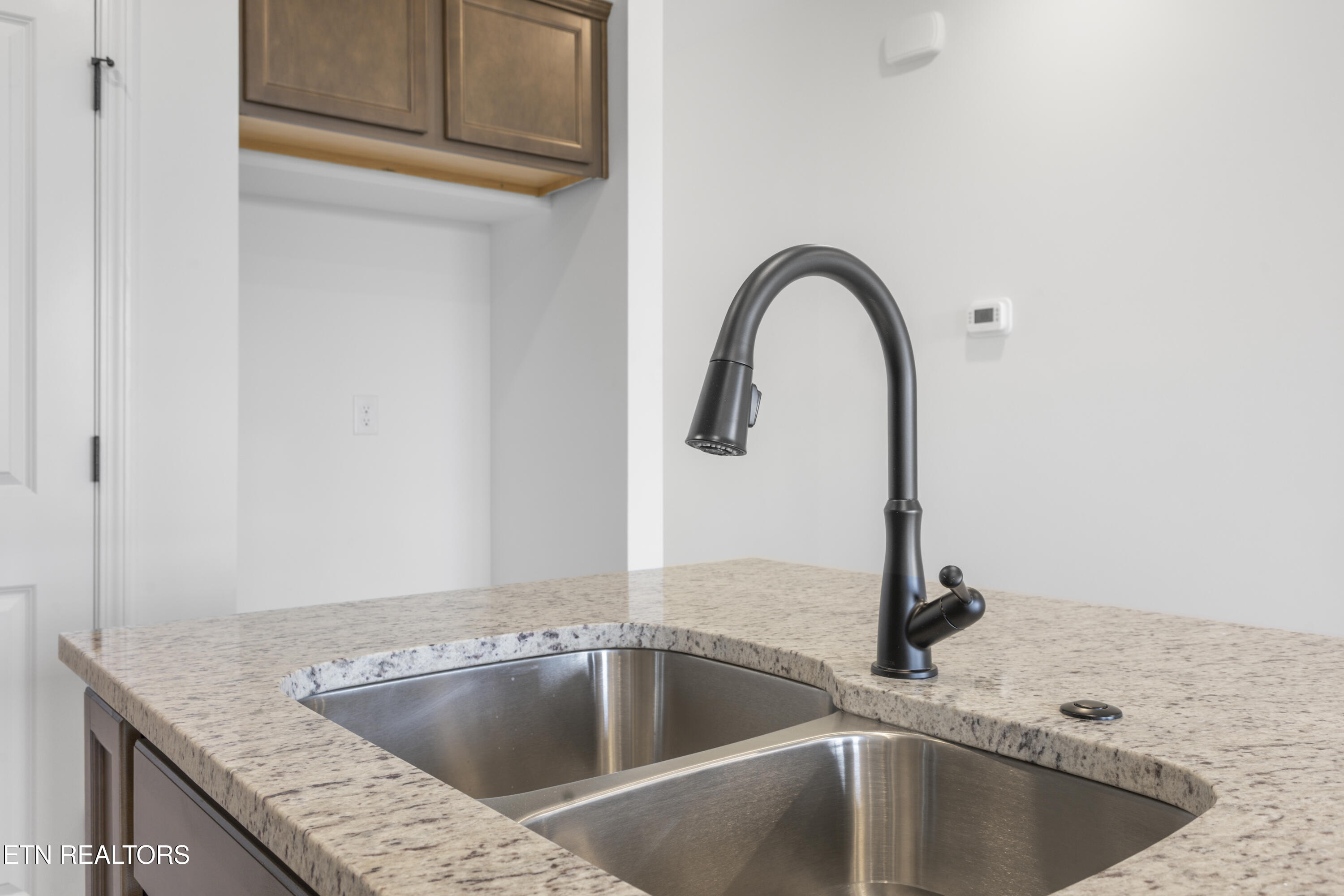 8706 Chapman Trace Way Knoxville TN 37920