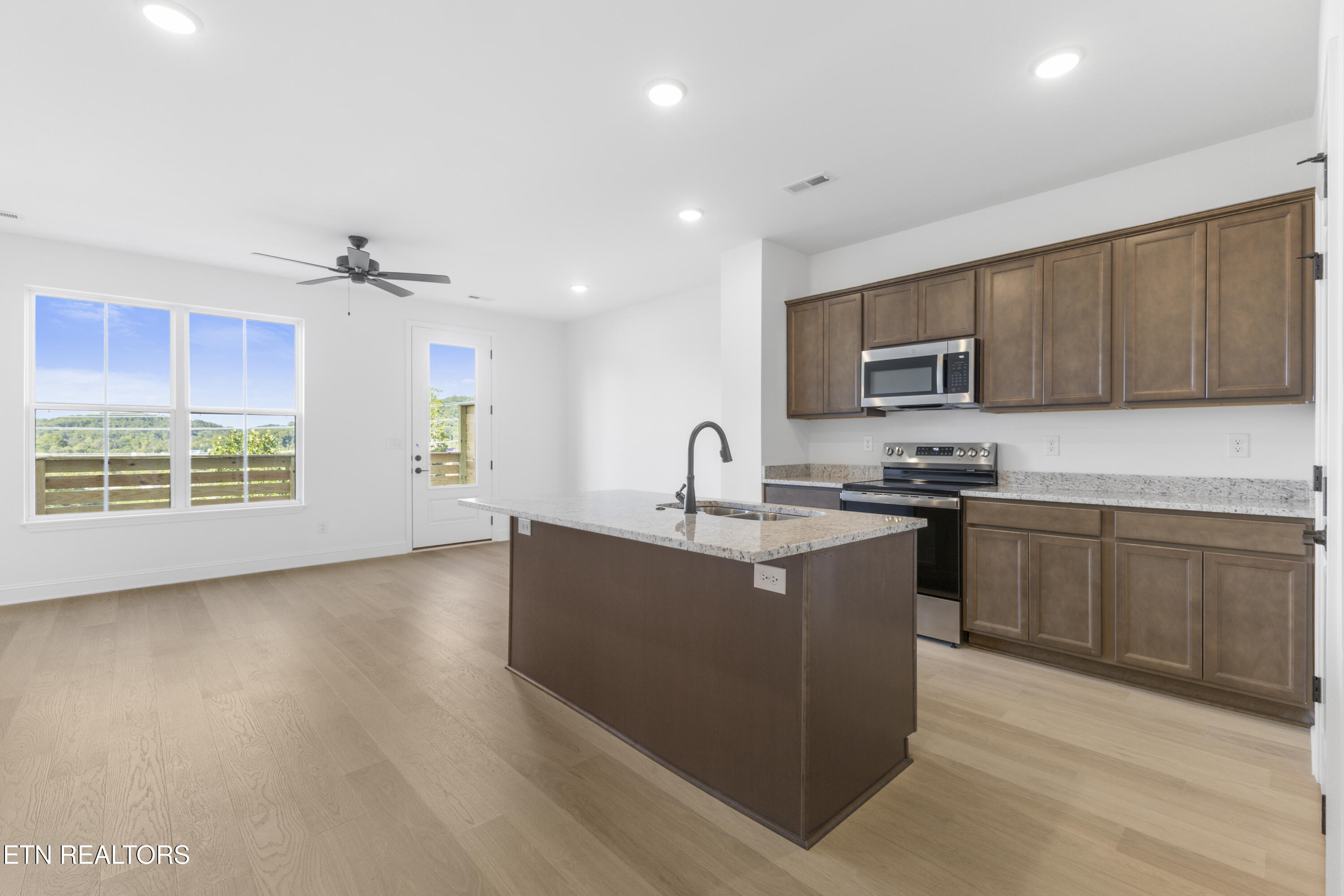 8706 Chapman Trace Way Knoxville TN 37920