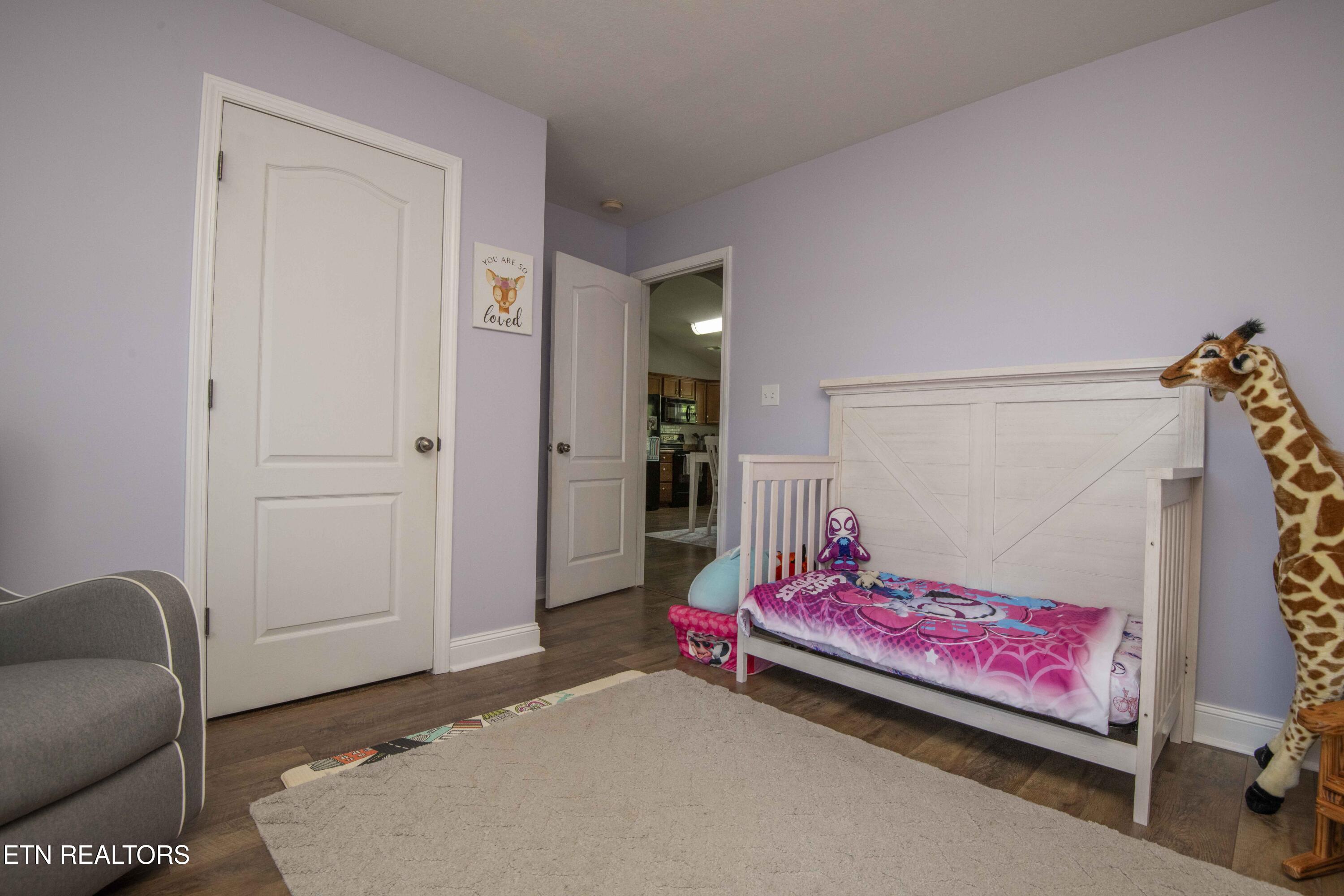 8210 Dove Wing Lane Knoxville TN 37938