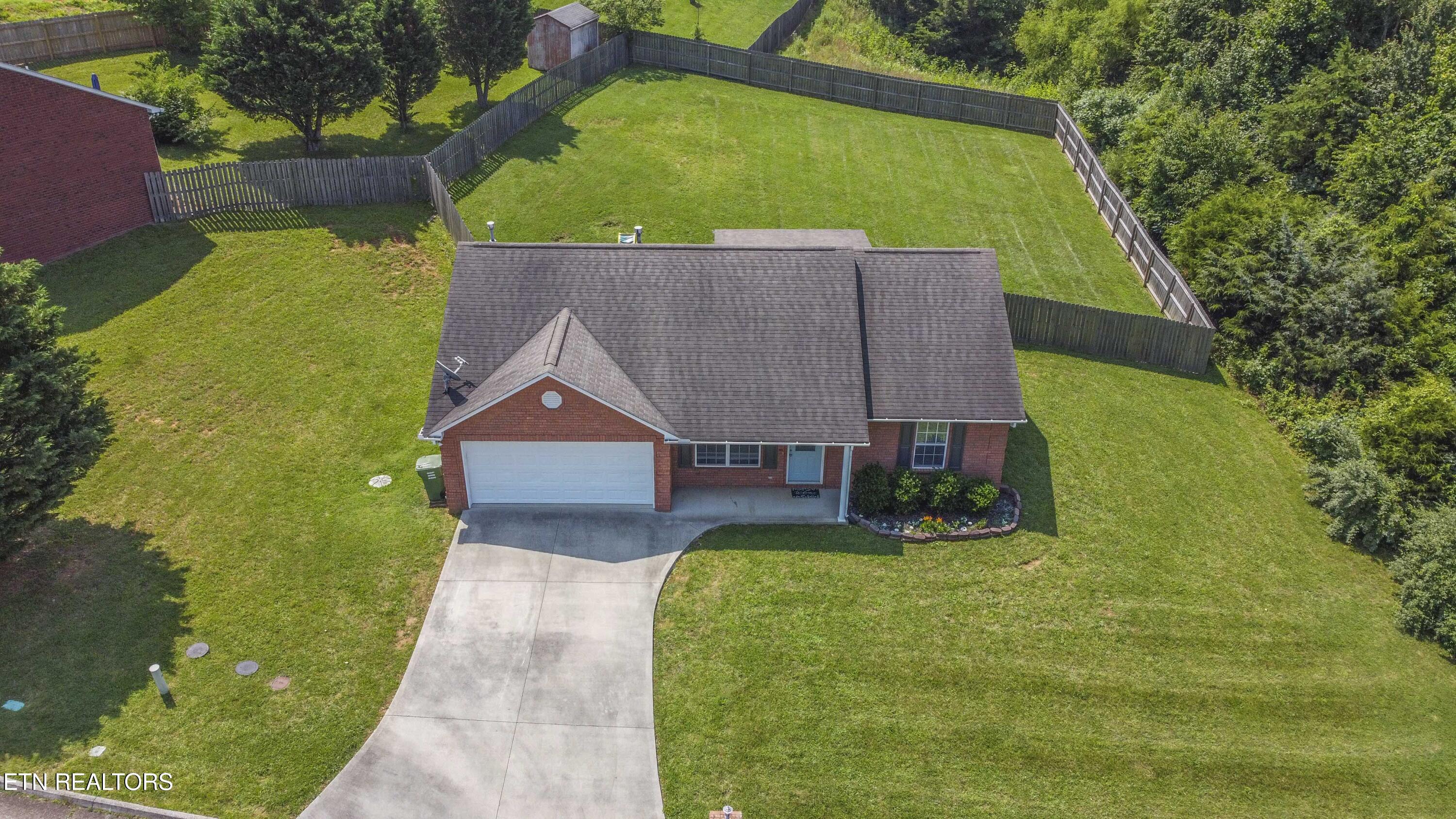 8210 Dove Wing Lane Knoxville TN 37938