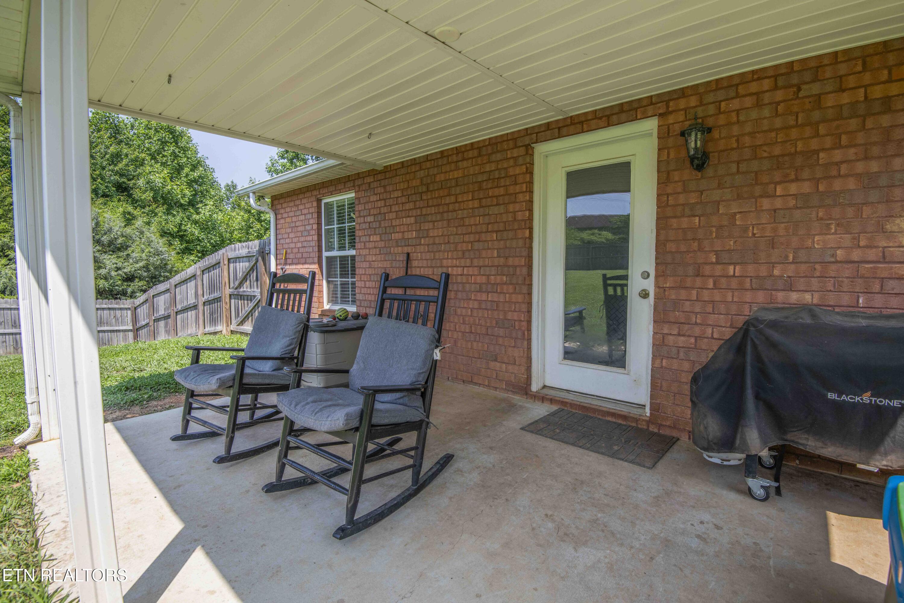 8210 Dove Wing Lane Knoxville TN 37938