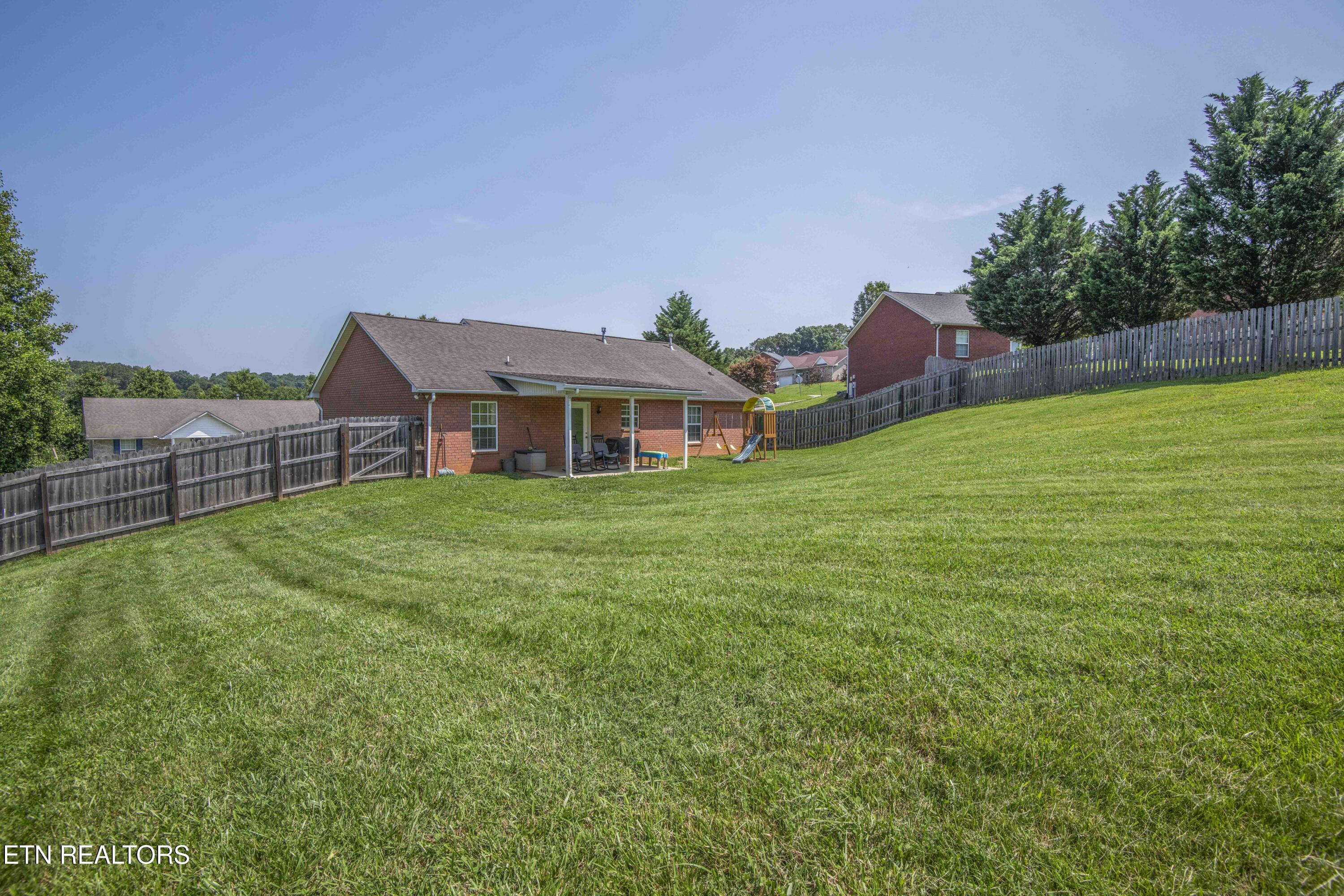 8210 Dove Wing Lane Knoxville TN 37938