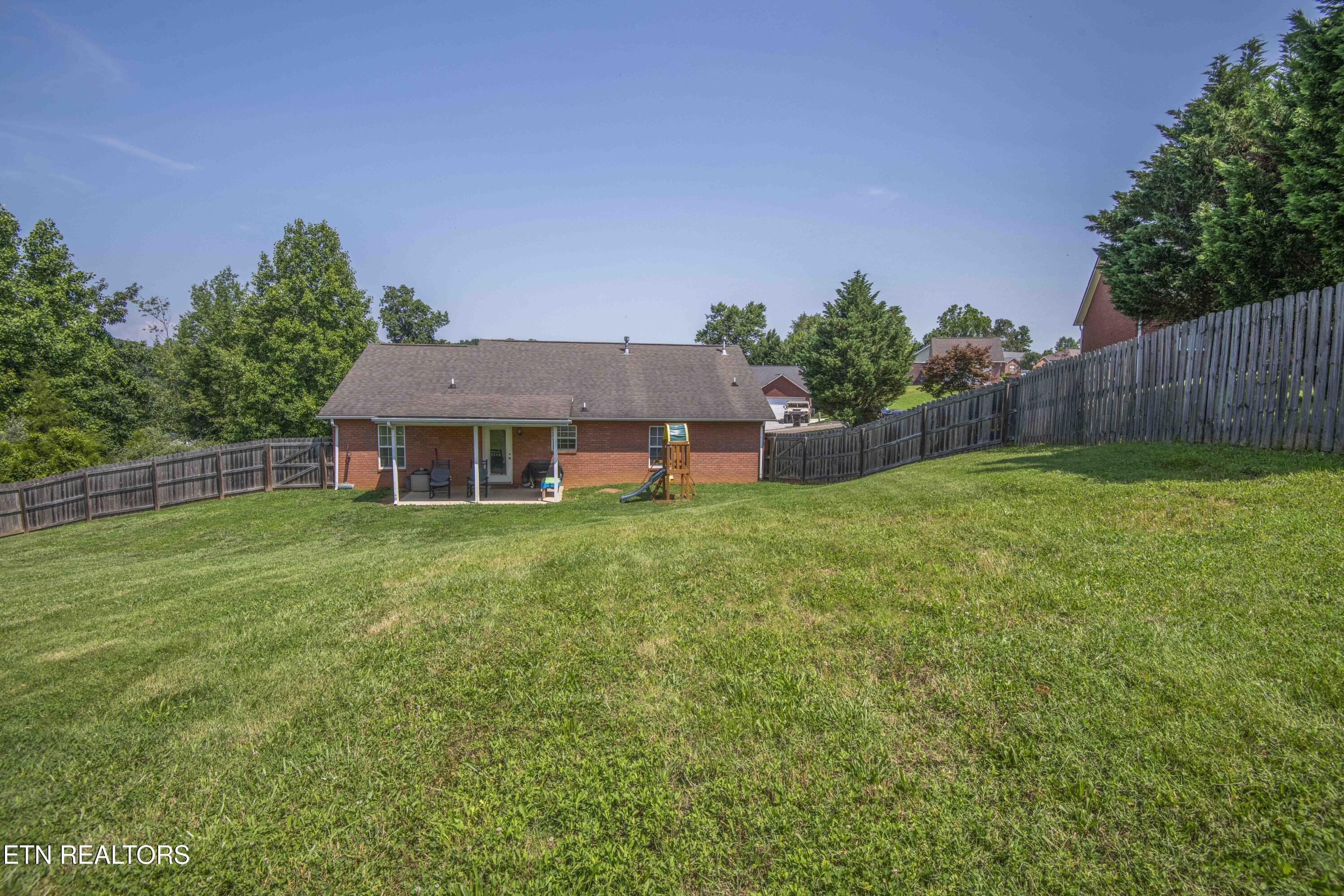 8210 Dove Wing Lane Knoxville TN 37938