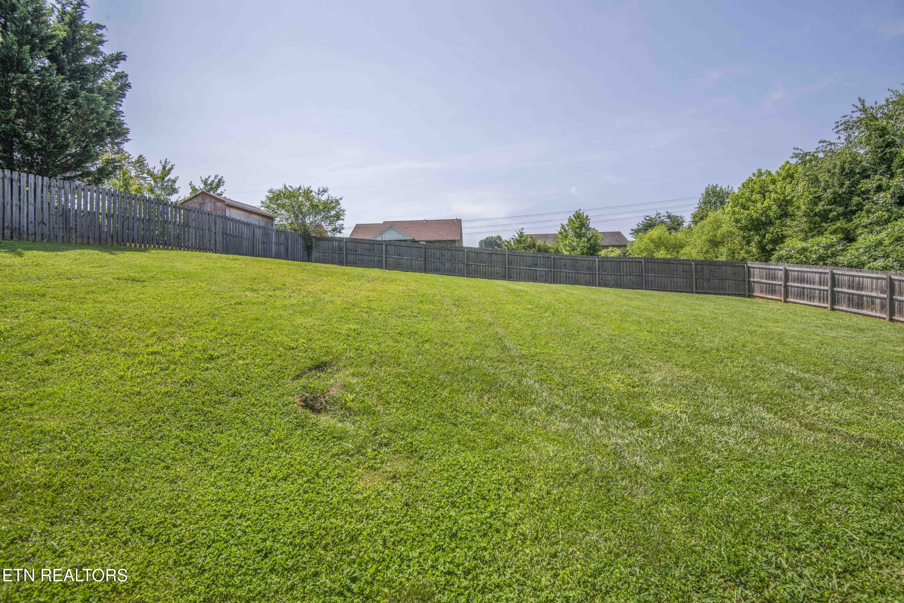 8210 Dove Wing Lane Knoxville TN 37938