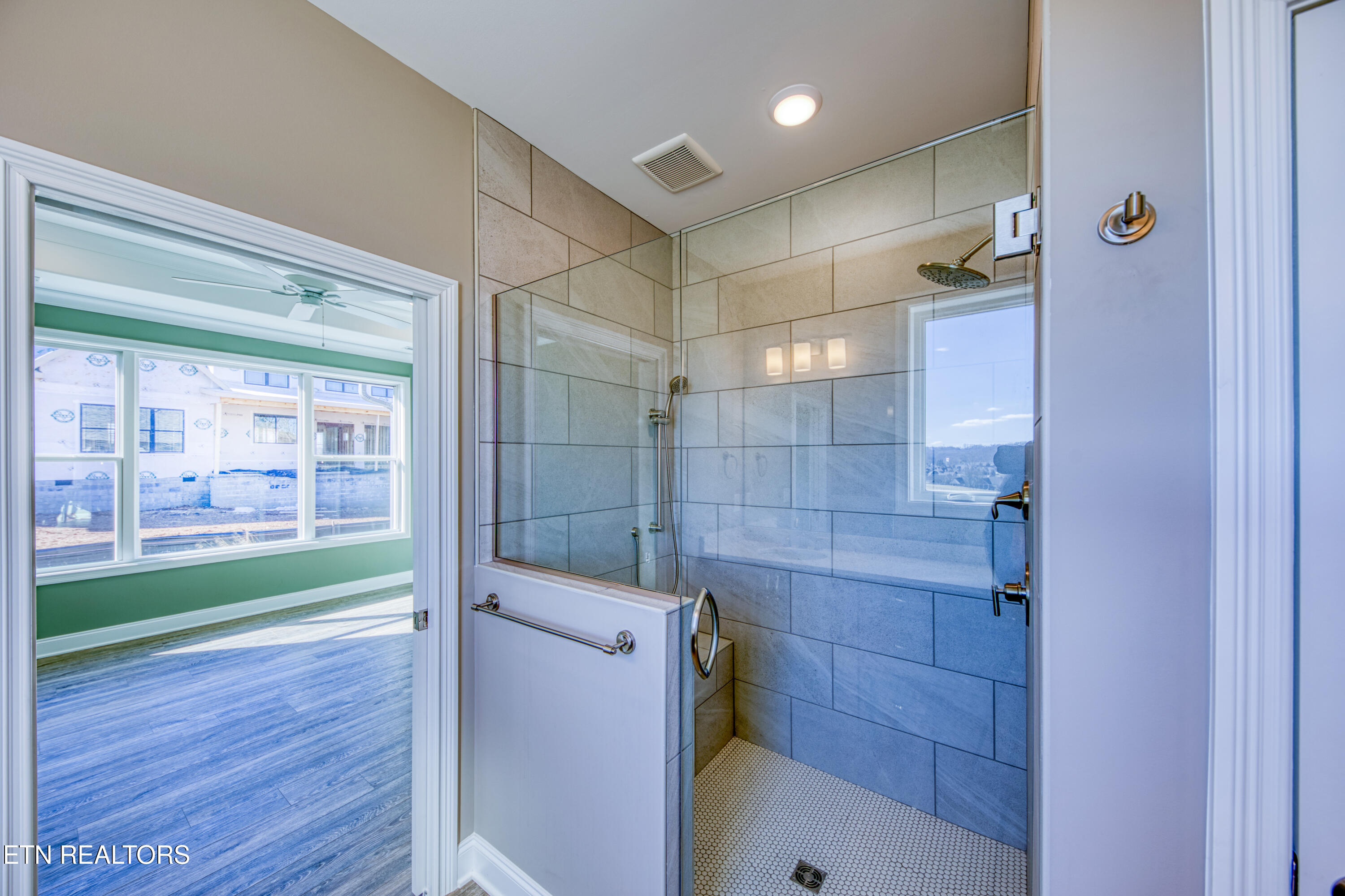 1869 Persimmon Ridge Loudon TN 37774