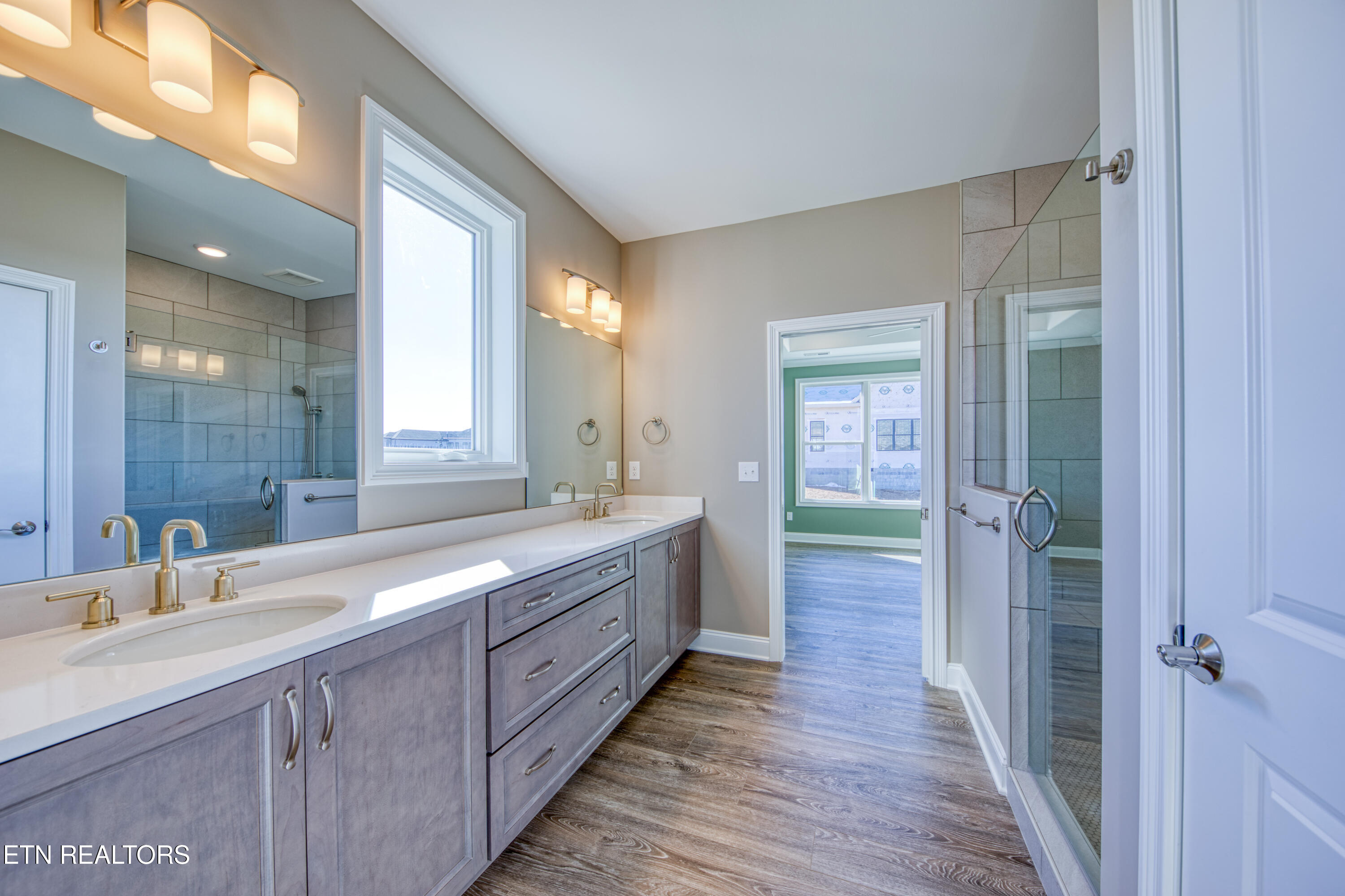 1869 Persimmon Ridge Loudon TN 37774