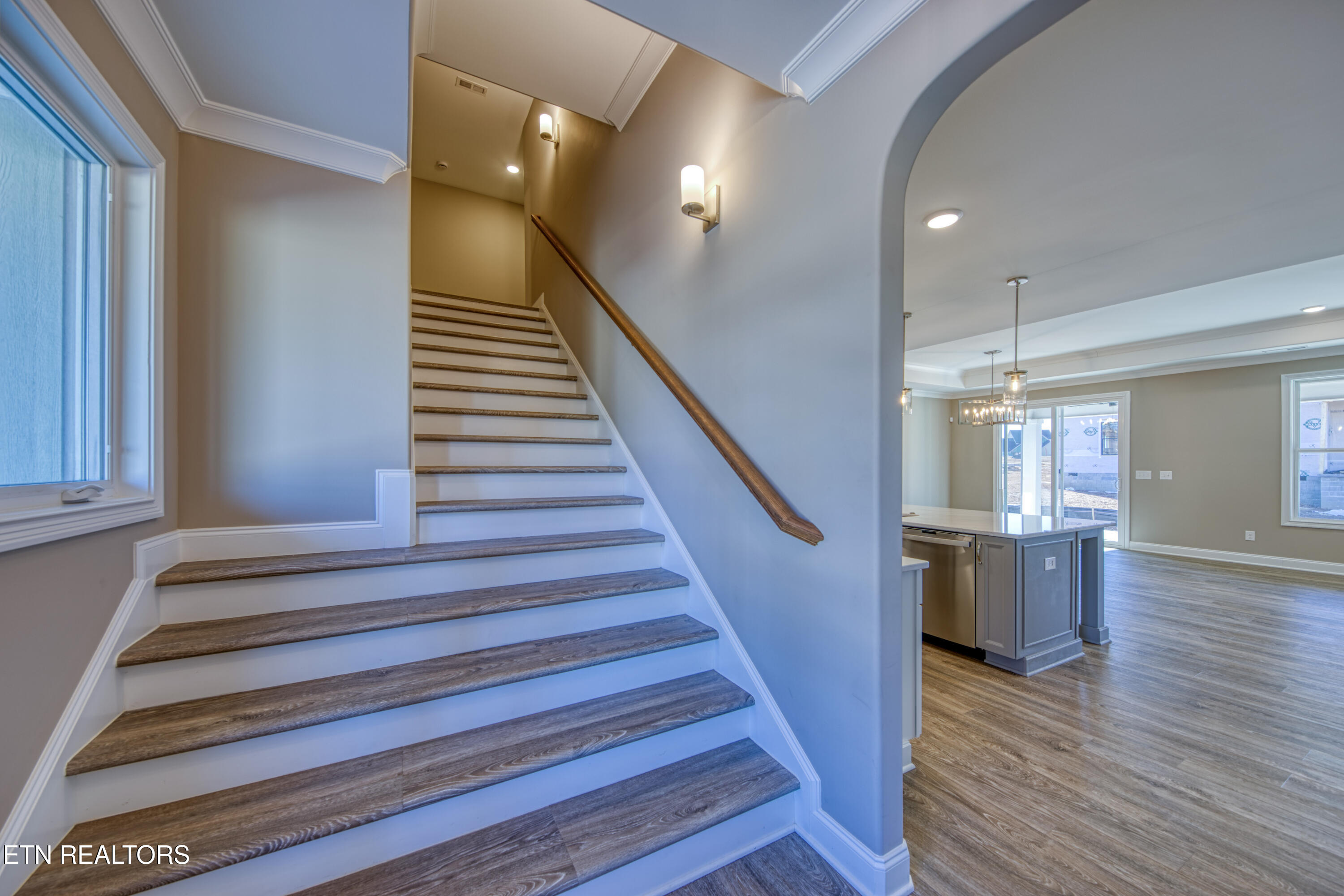 1869 Persimmon Ridge Loudon TN 37774