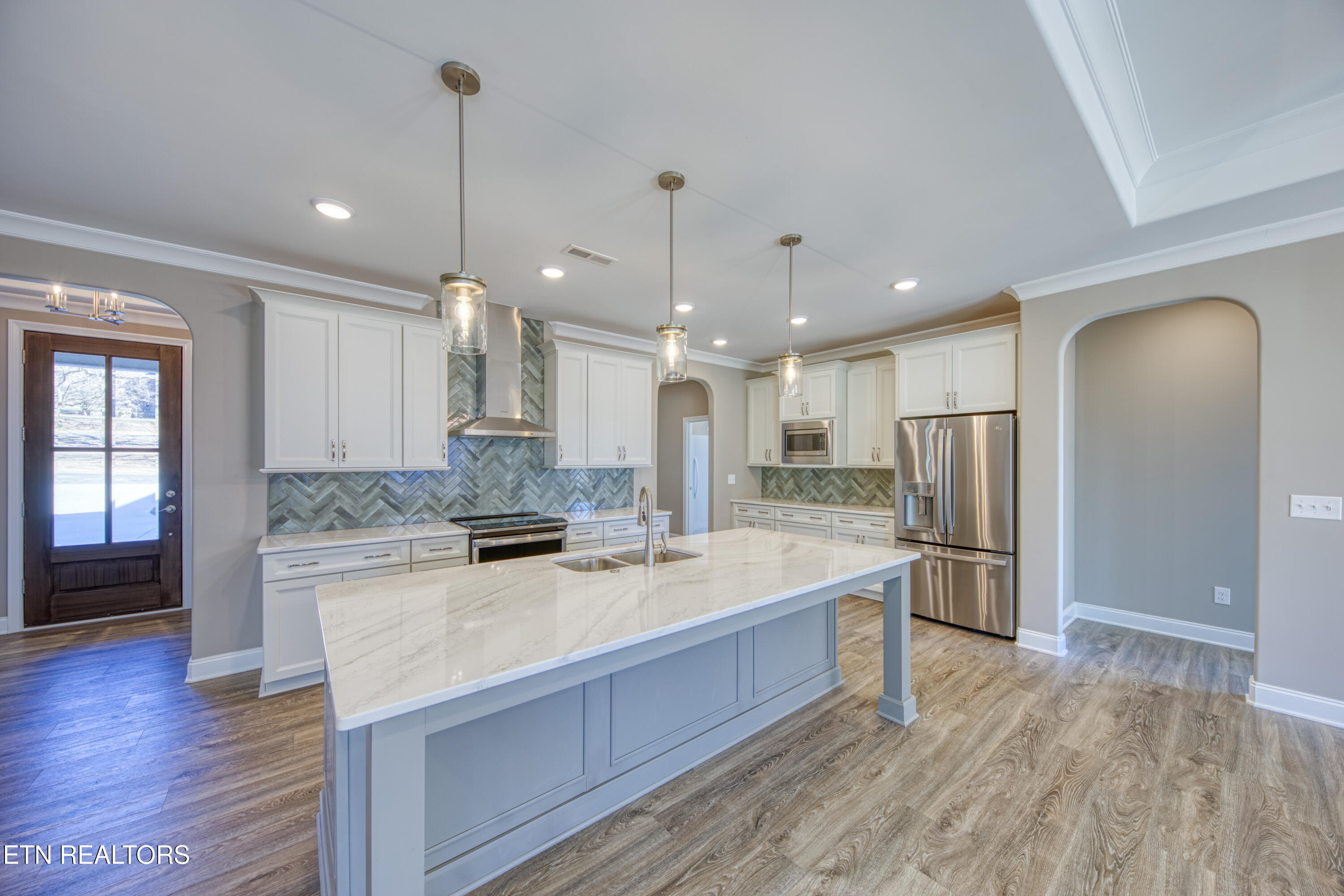1869 Persimmon Ridge Loudon TN 37774