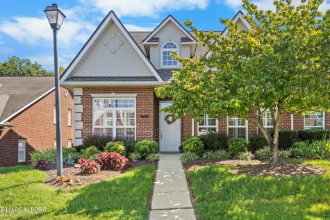 736 Poets Corner Way Knoxville TN 37919