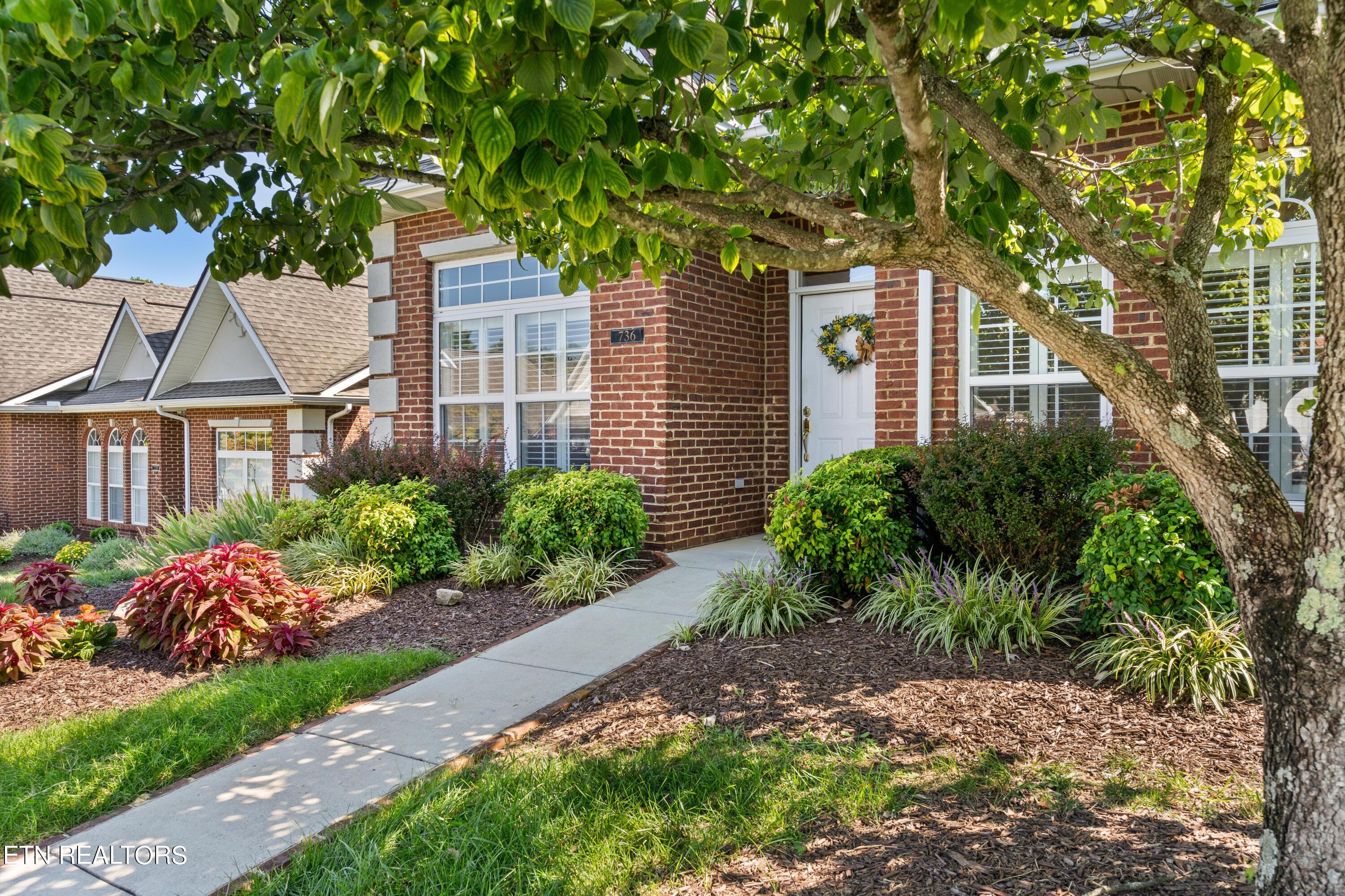 736 Poets Corner Way Knoxville TN 37919