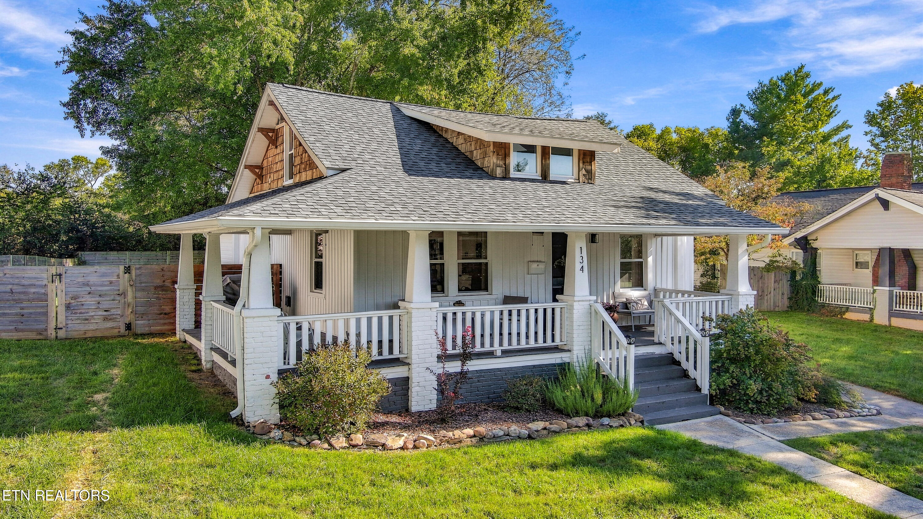 134 Hillcrest Drive Knoxville TN 37918