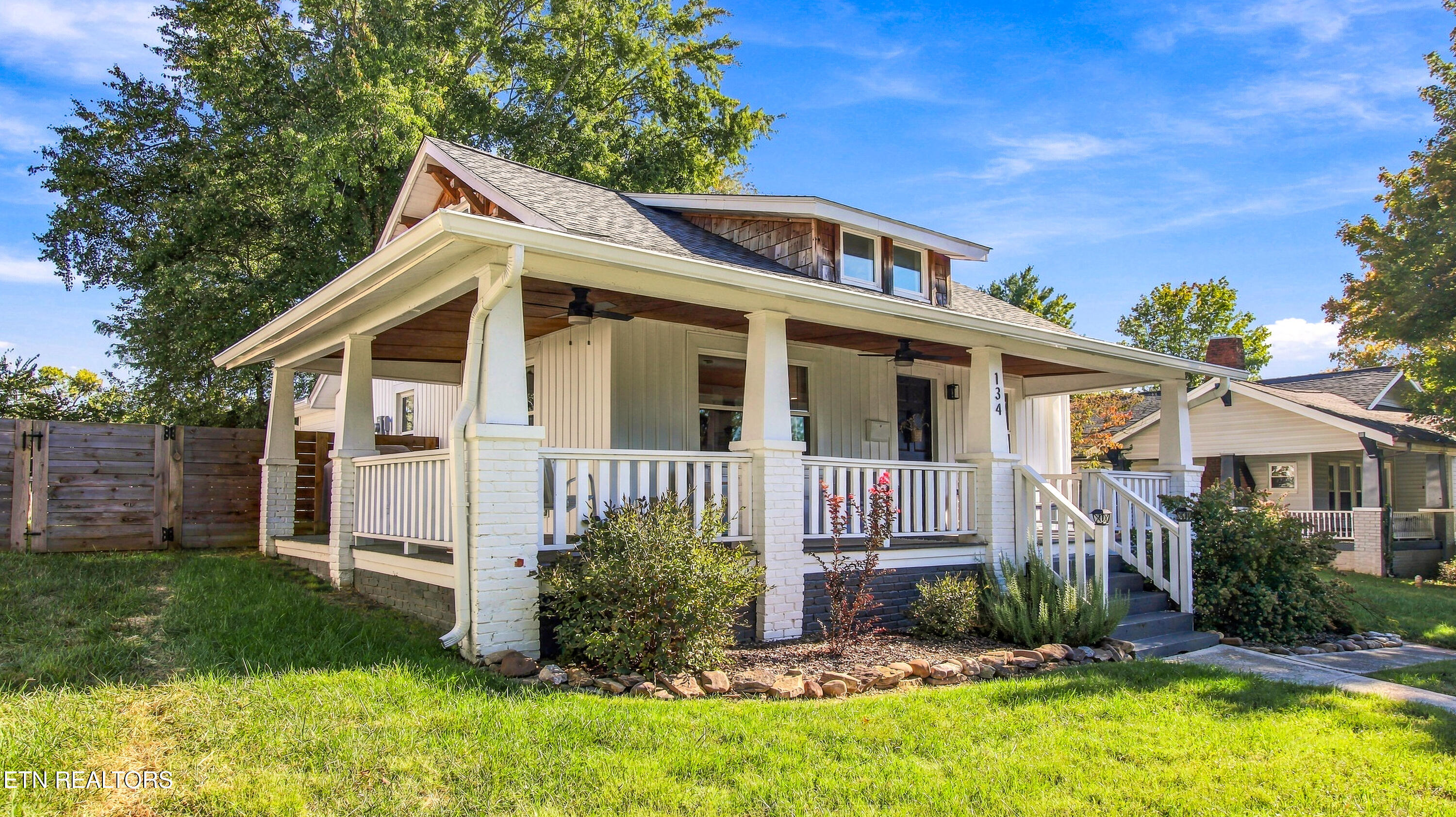 134 Hillcrest Drive Knoxville TN 37918