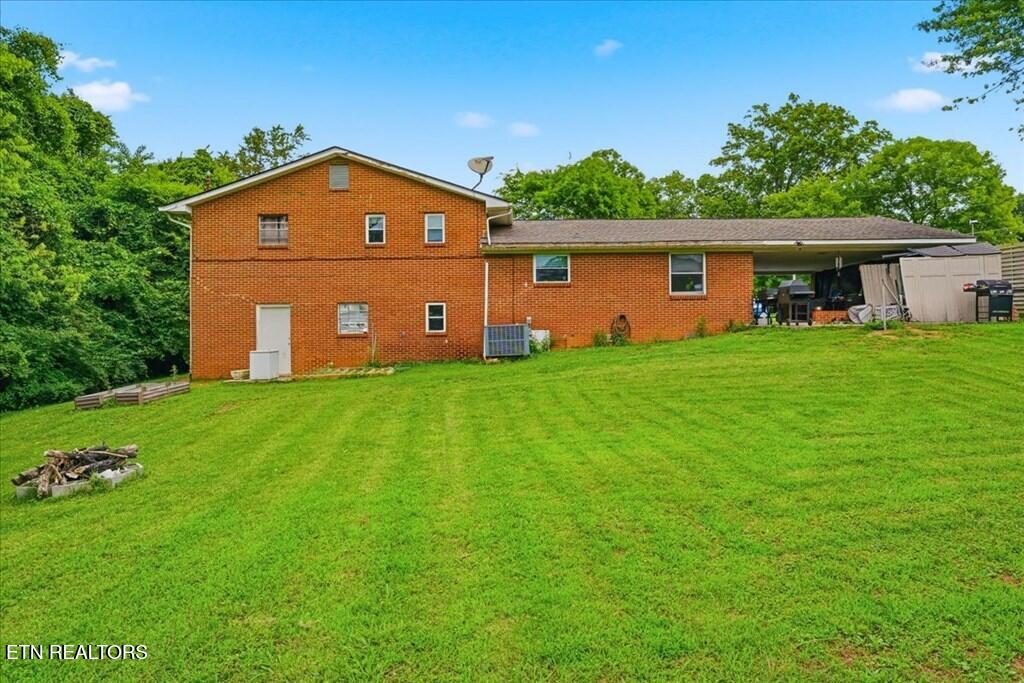 1061 S Linden Drive Alcoa TN 37701