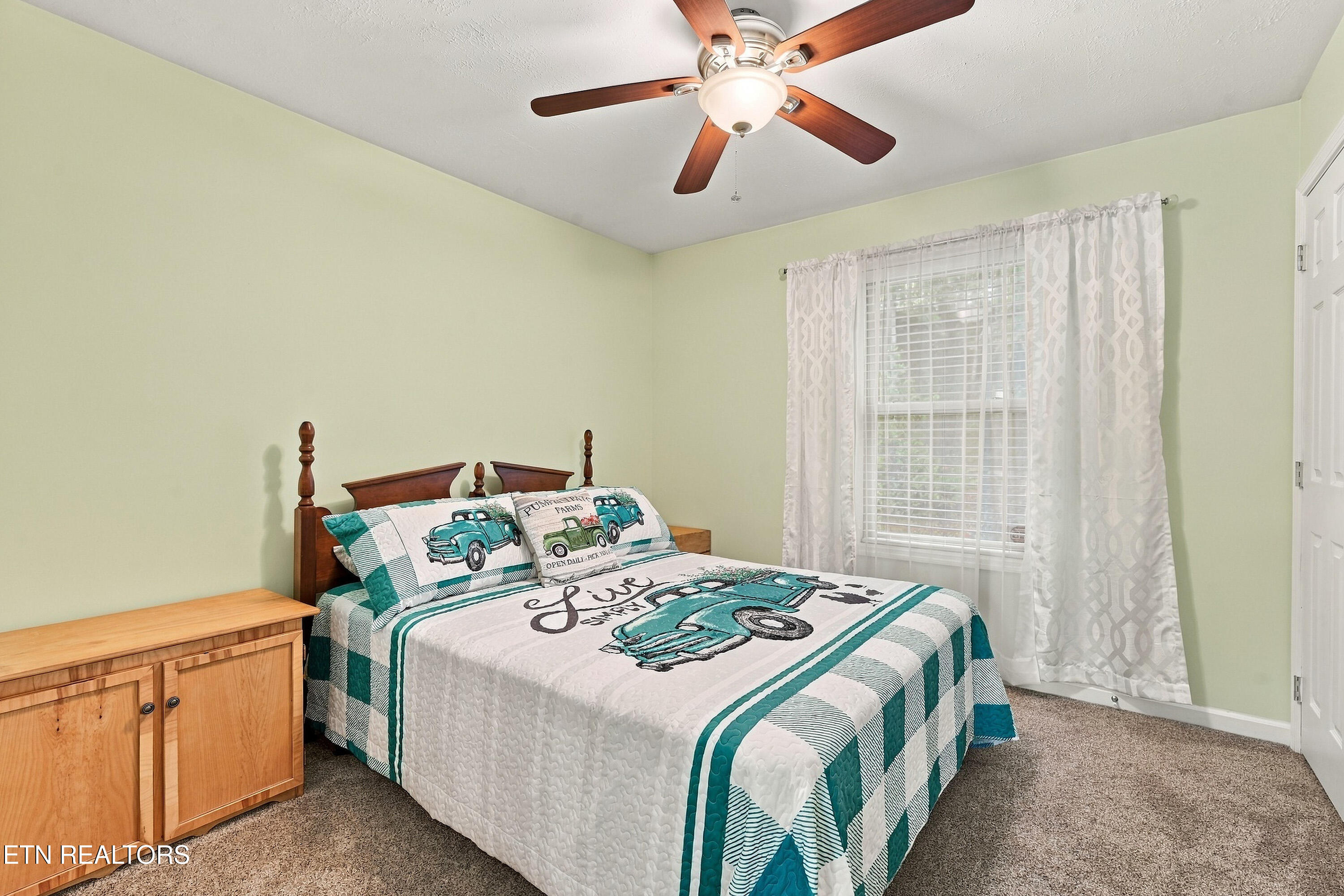 2021 Compton Court Sevierville TN 37876