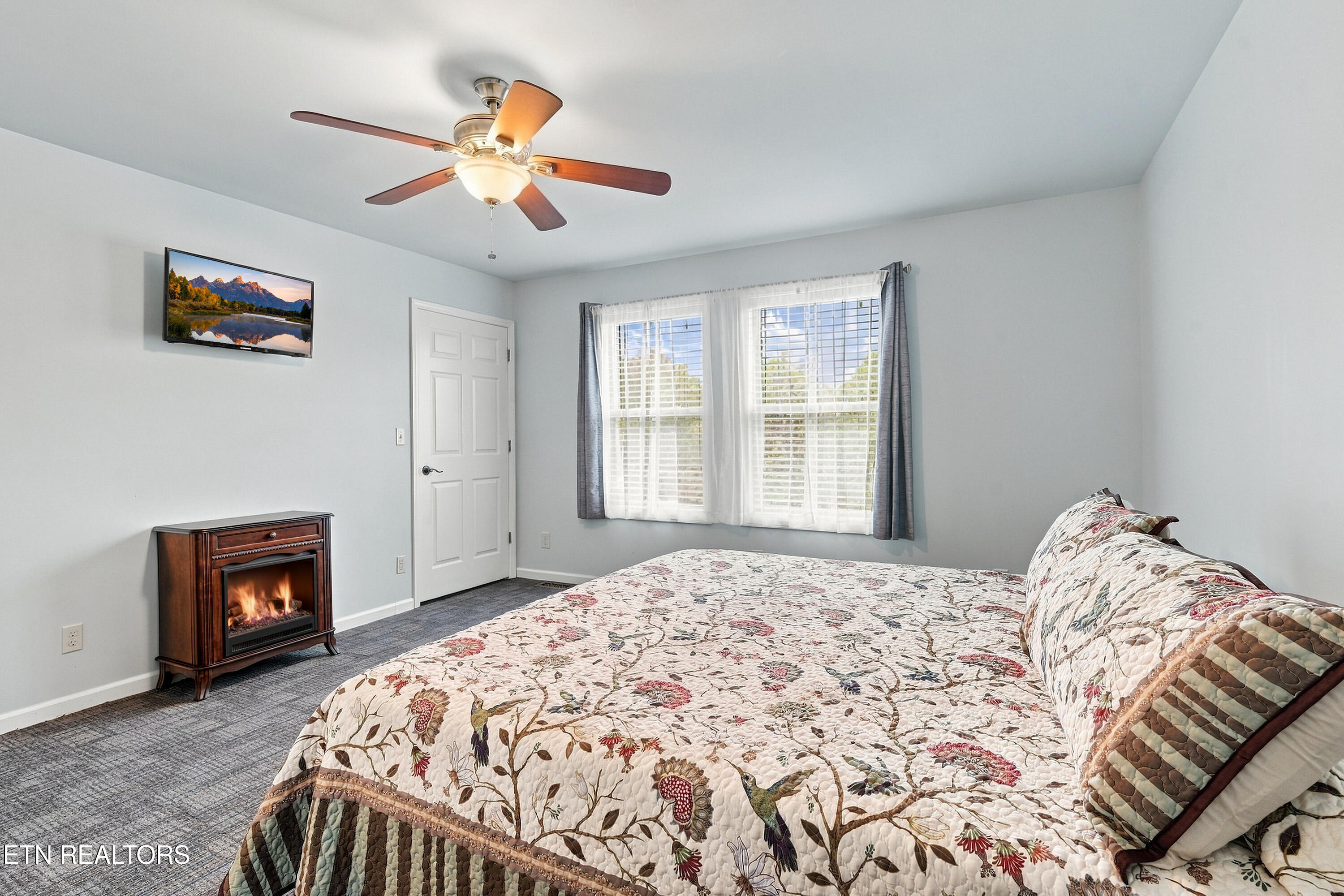 2021 Compton Court Sevierville TN 37876