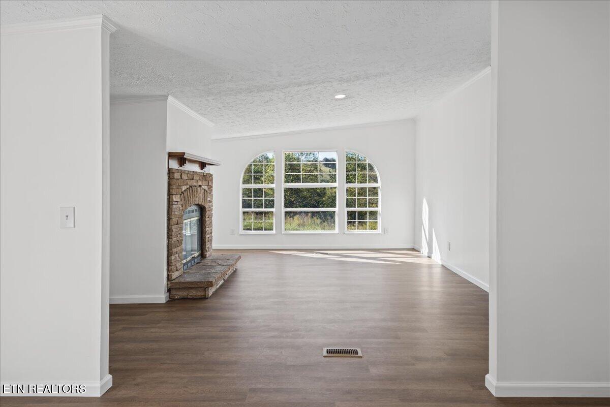 2807 Clouds Road New Tazewell TN 37825