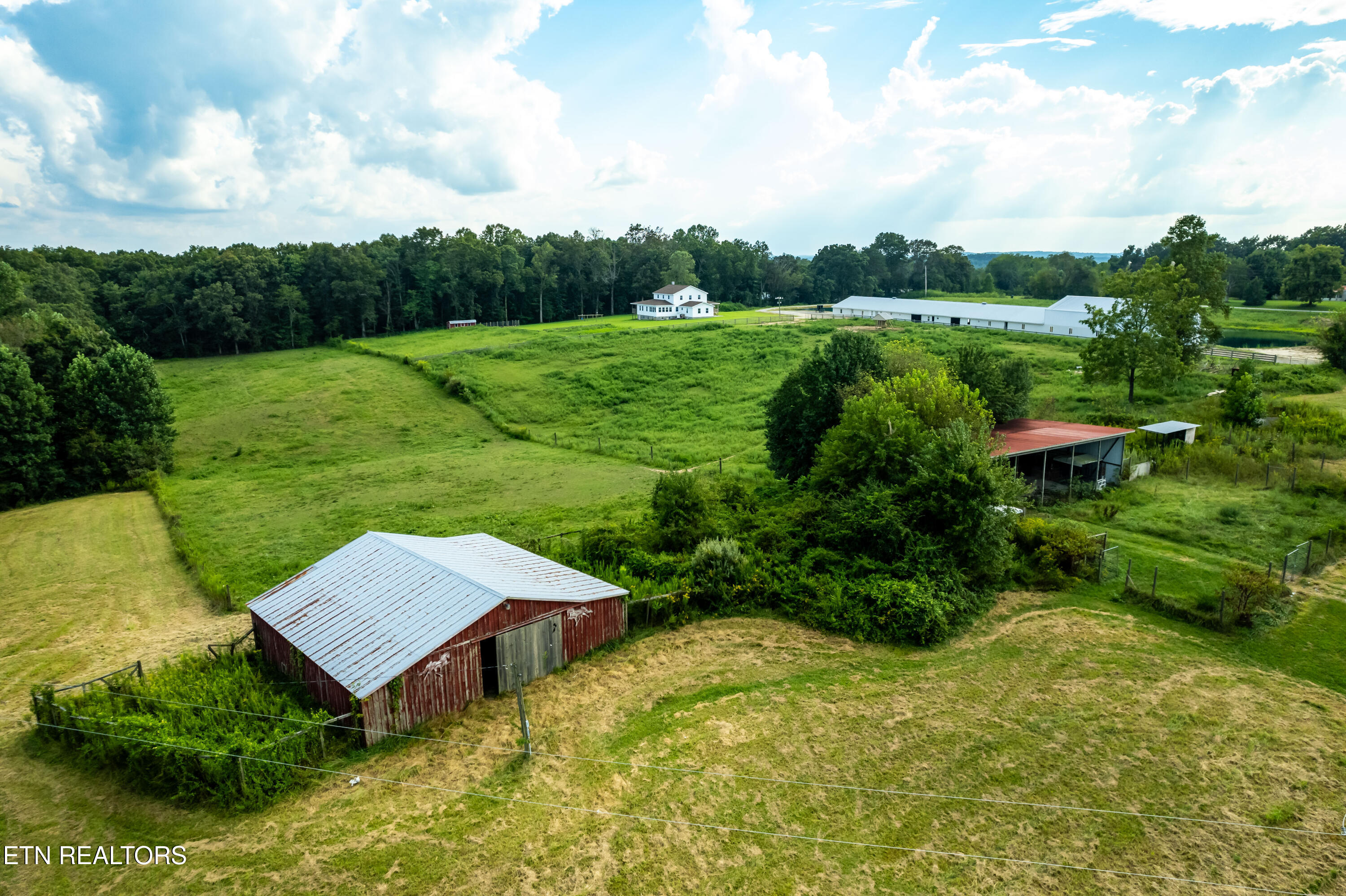 346 Christenson Road Deer Lodge TN 37726