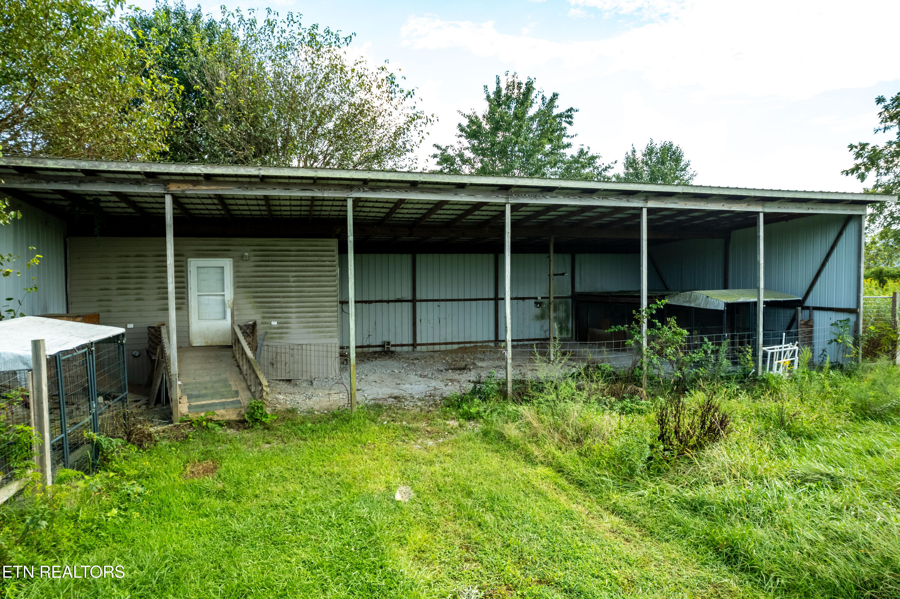 346 Christenson Road Deer Lodge TN 37726