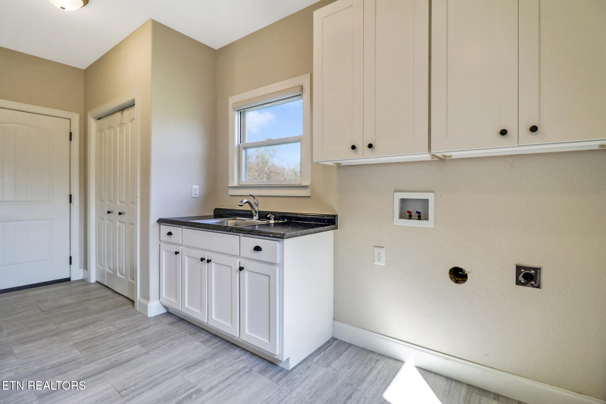 352 Eli Ford Road Crossville TN 38571