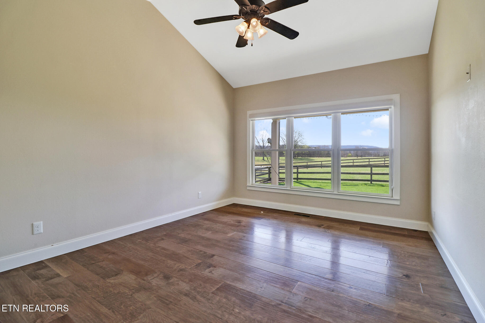 352 Eli Ford Road Crossville TN 38571
