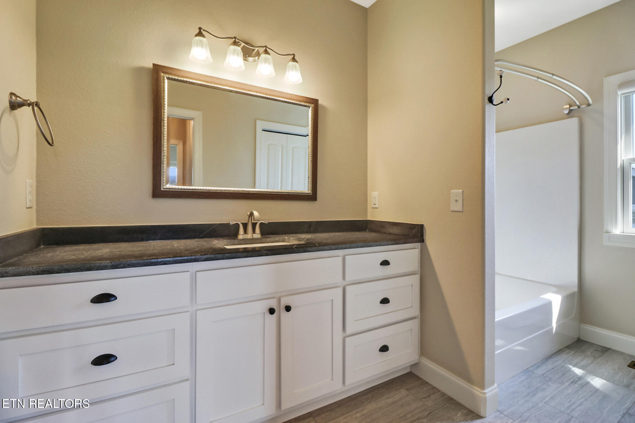 352 Eli Ford Road Crossville TN 38571