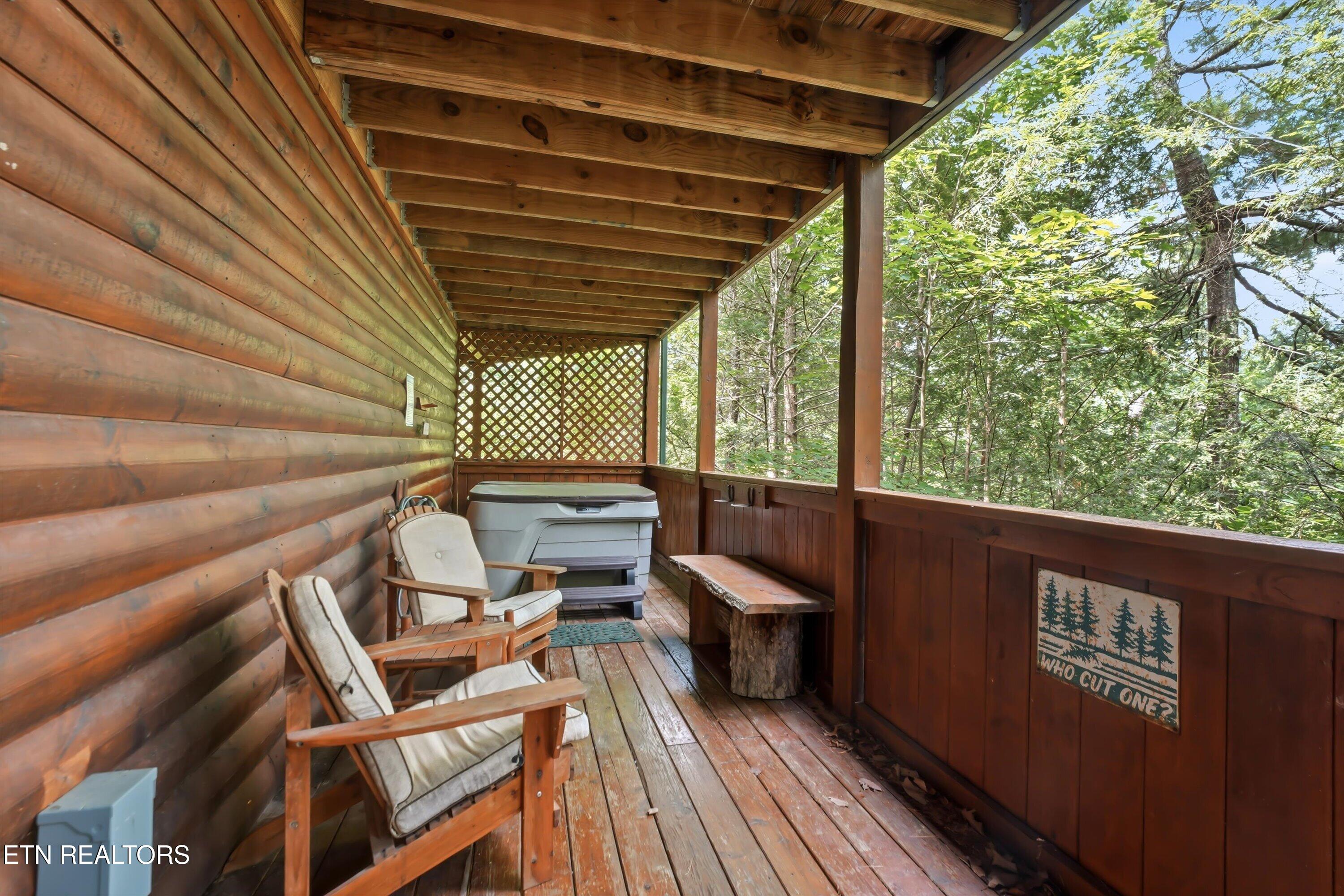 530-4 Chickasaw Gap Way Pigeon Forge TN 37863