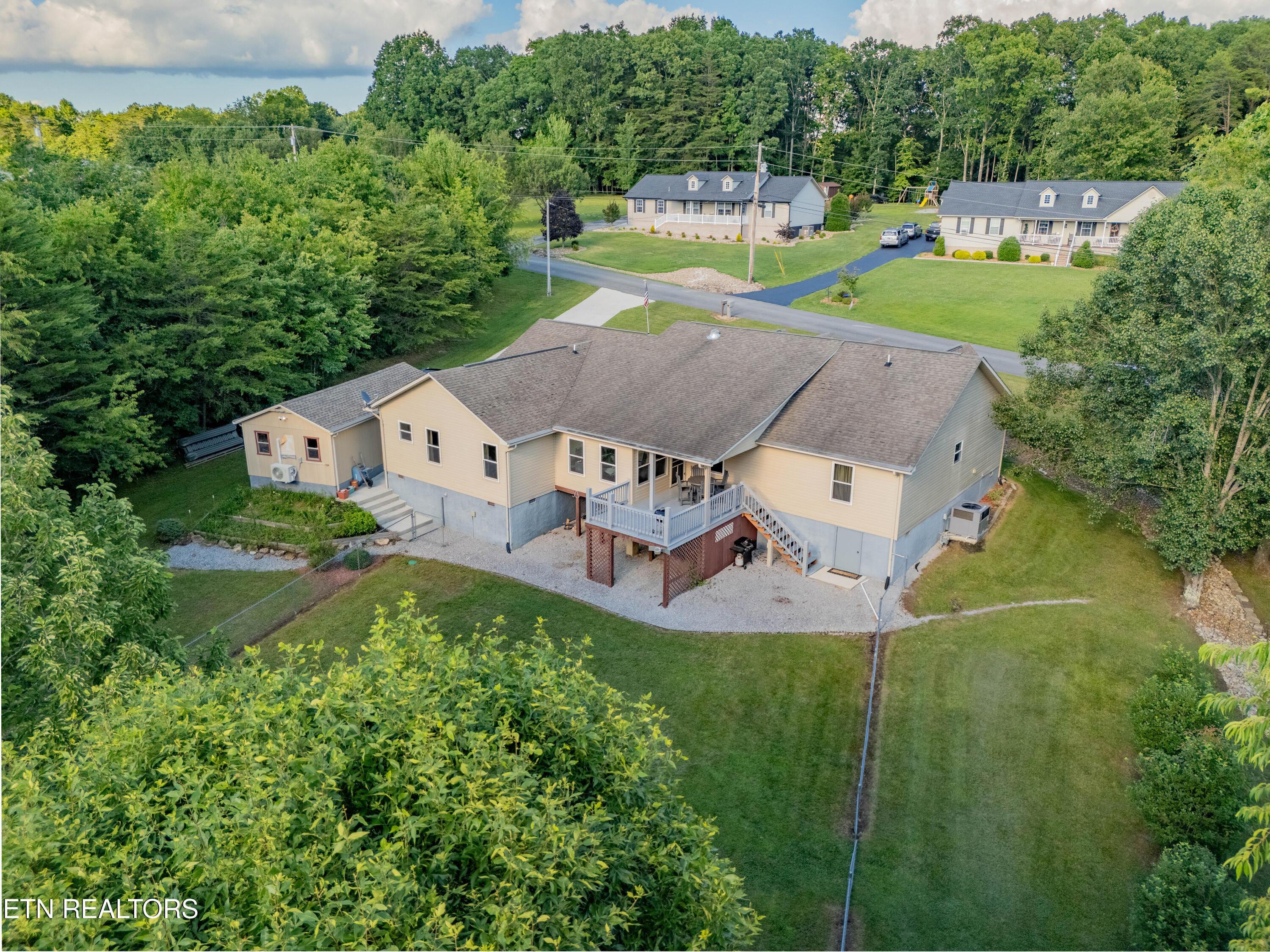 542 Sunset Ridge Drive Crossville TN 38571