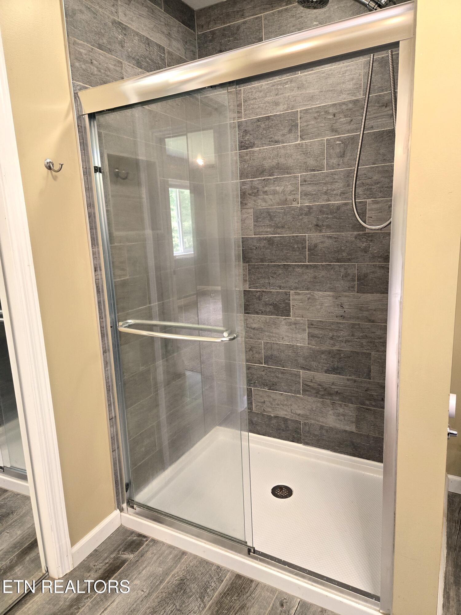 241 Oswego Road Jellico TN 37762