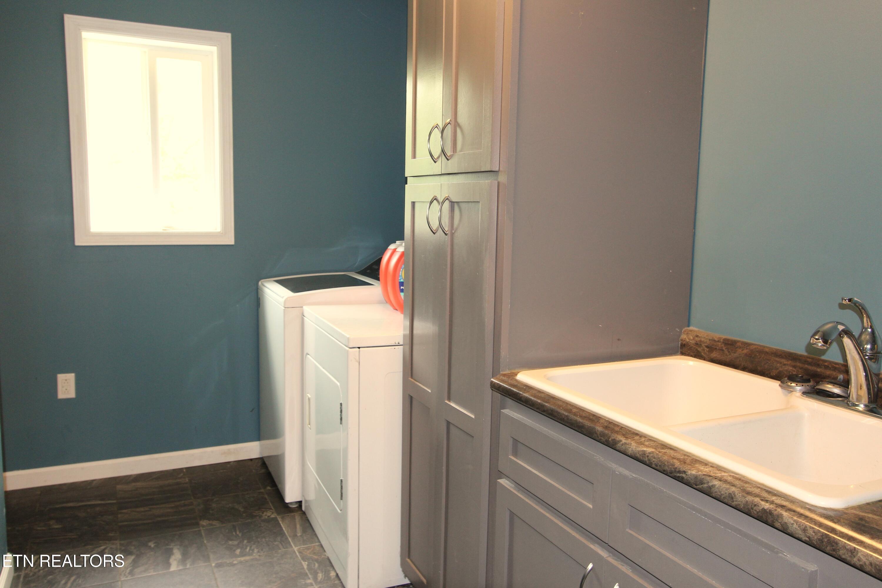 241 Oswego Road Jellico TN 37762