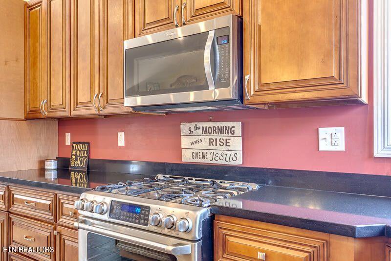 241 Oswego Road Jellico TN 37762