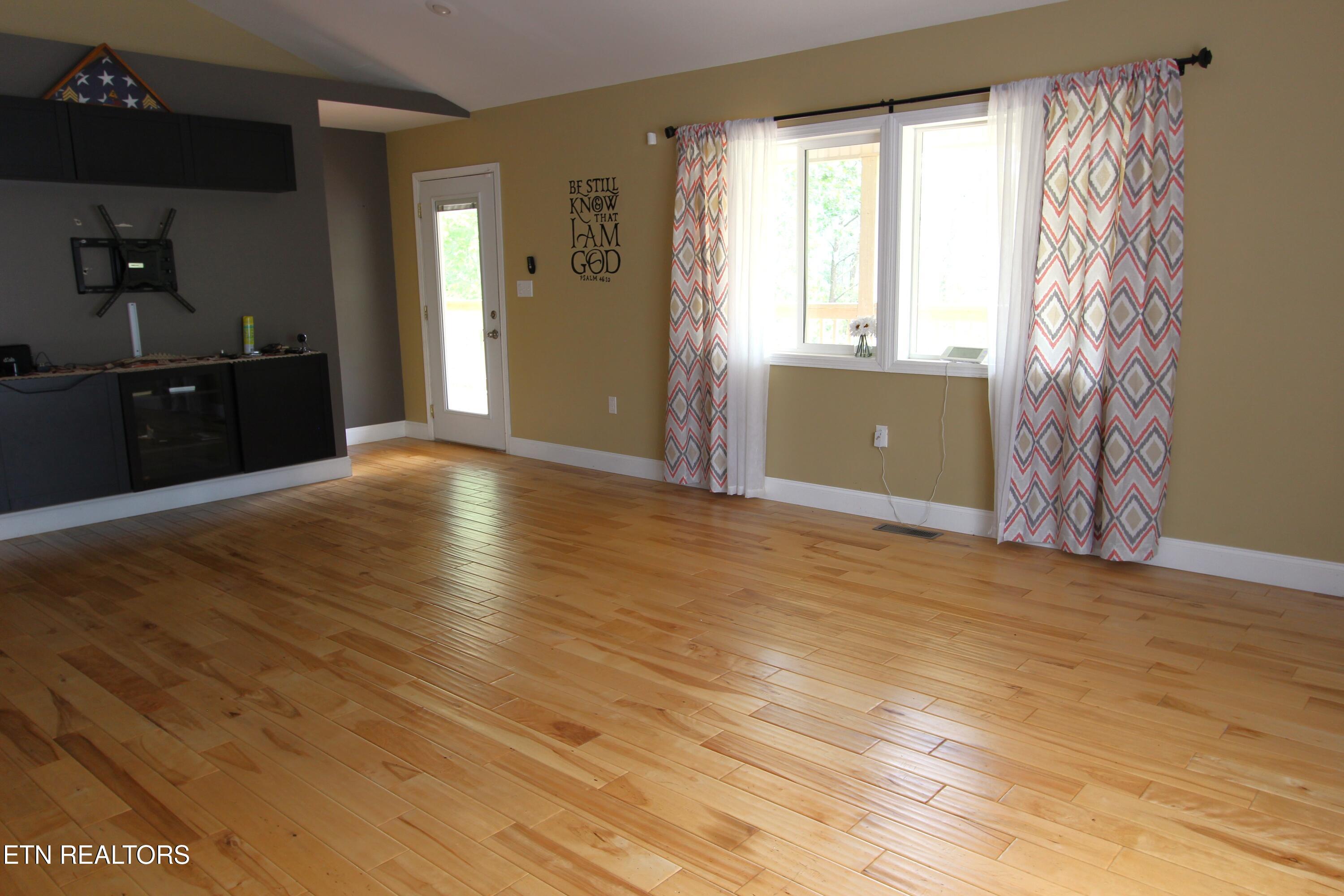 241 Oswego Road Jellico TN 37762