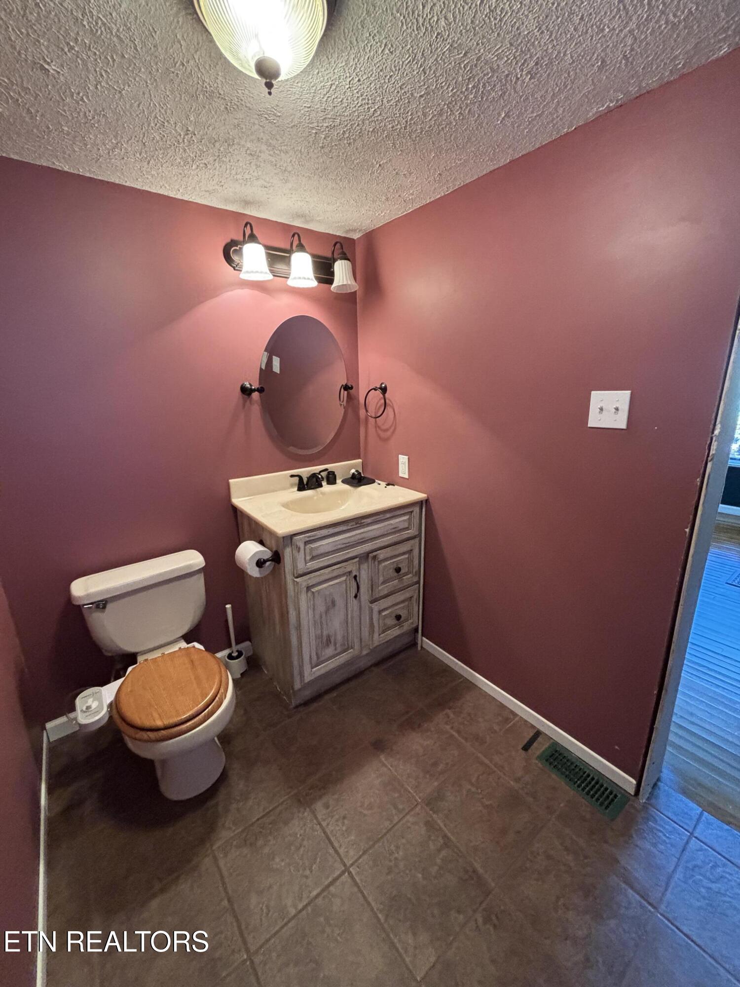 1106 Whites Mill Road Maryville TN 37803