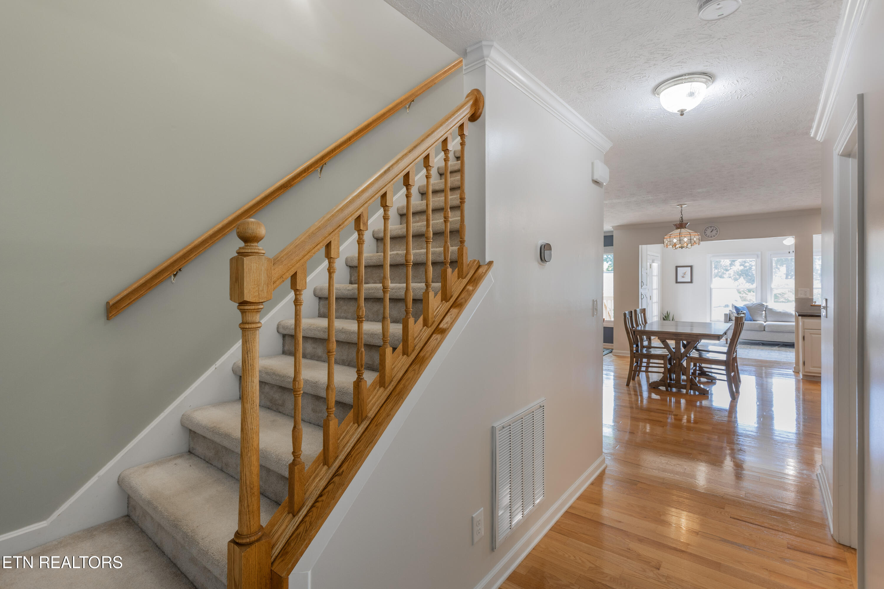 109 W Melbourne Road Oak Ridge TN 37830