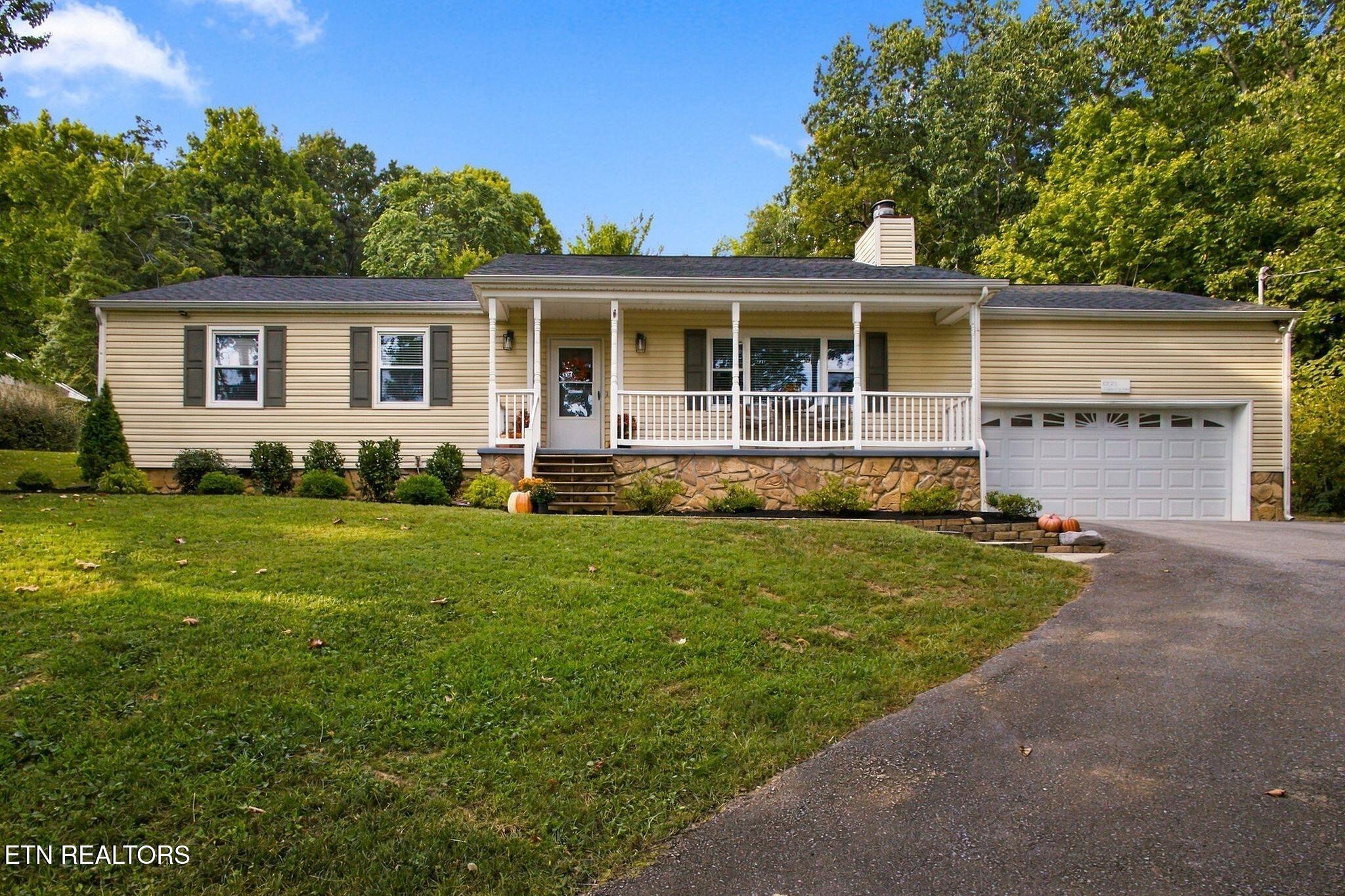 6130 Grove Drive Knoxville TN 37918