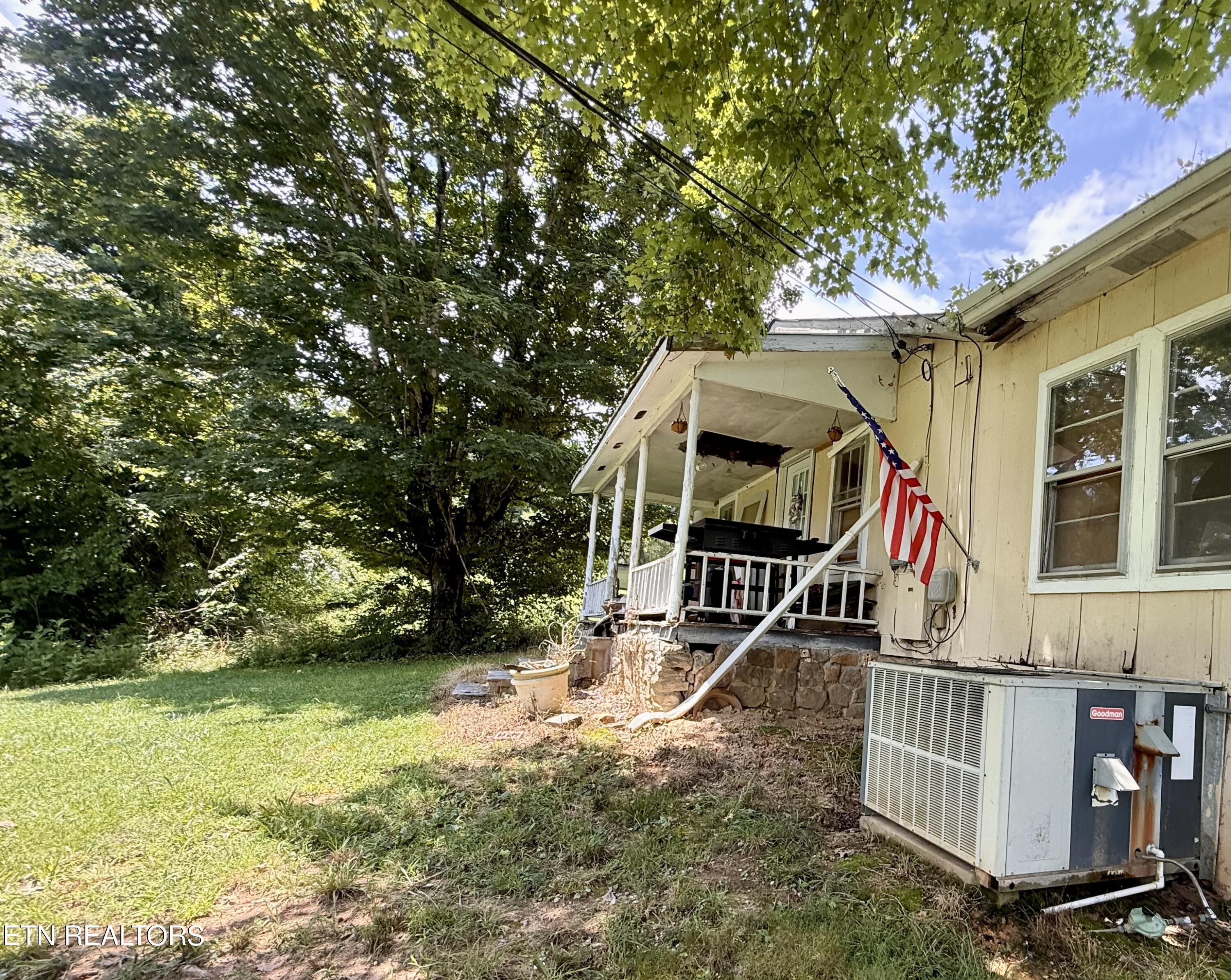 532 Harless Road Corryton TN 37721